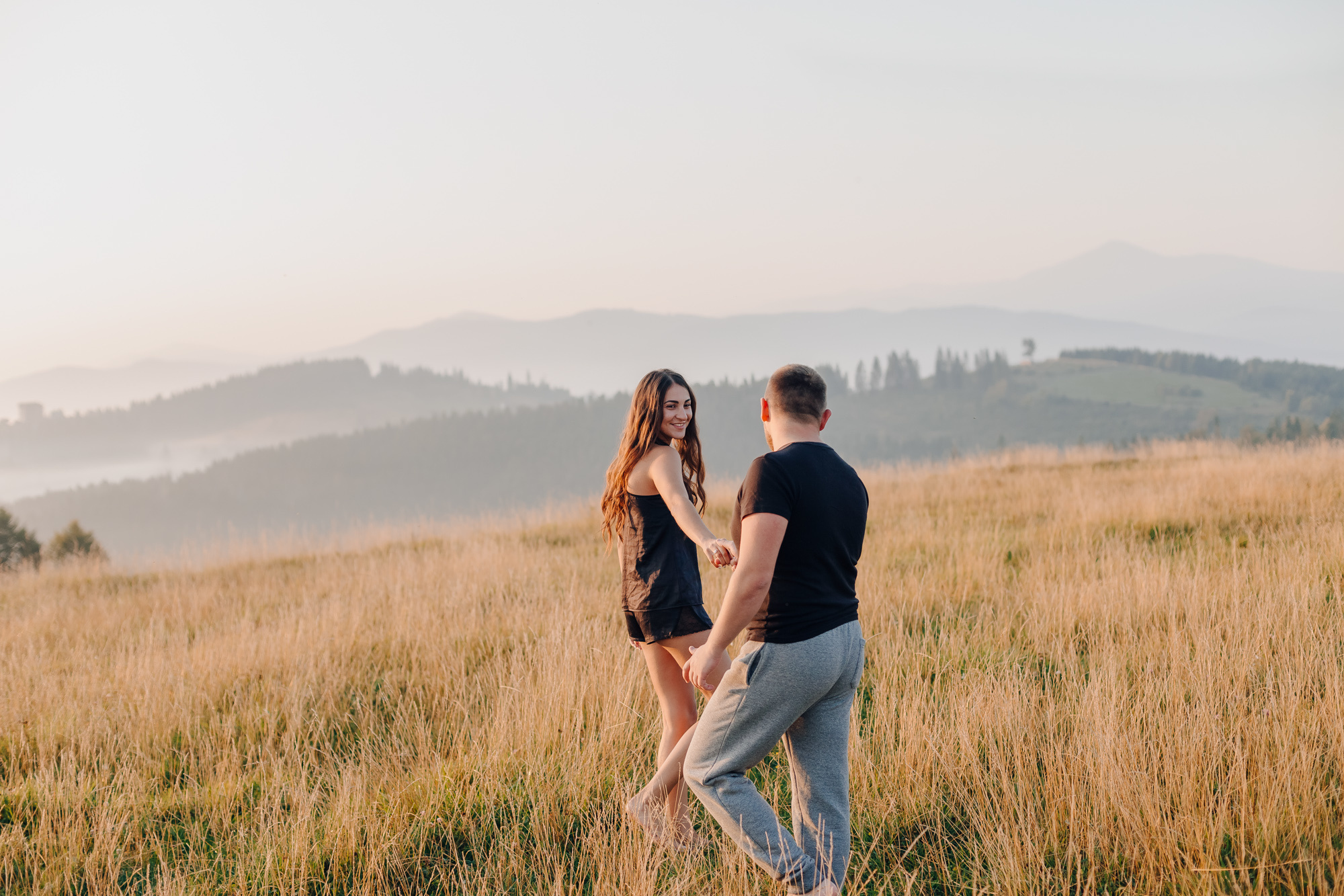 Рассвет в горах. Семейный фотограф в Минске Саша Павлюк