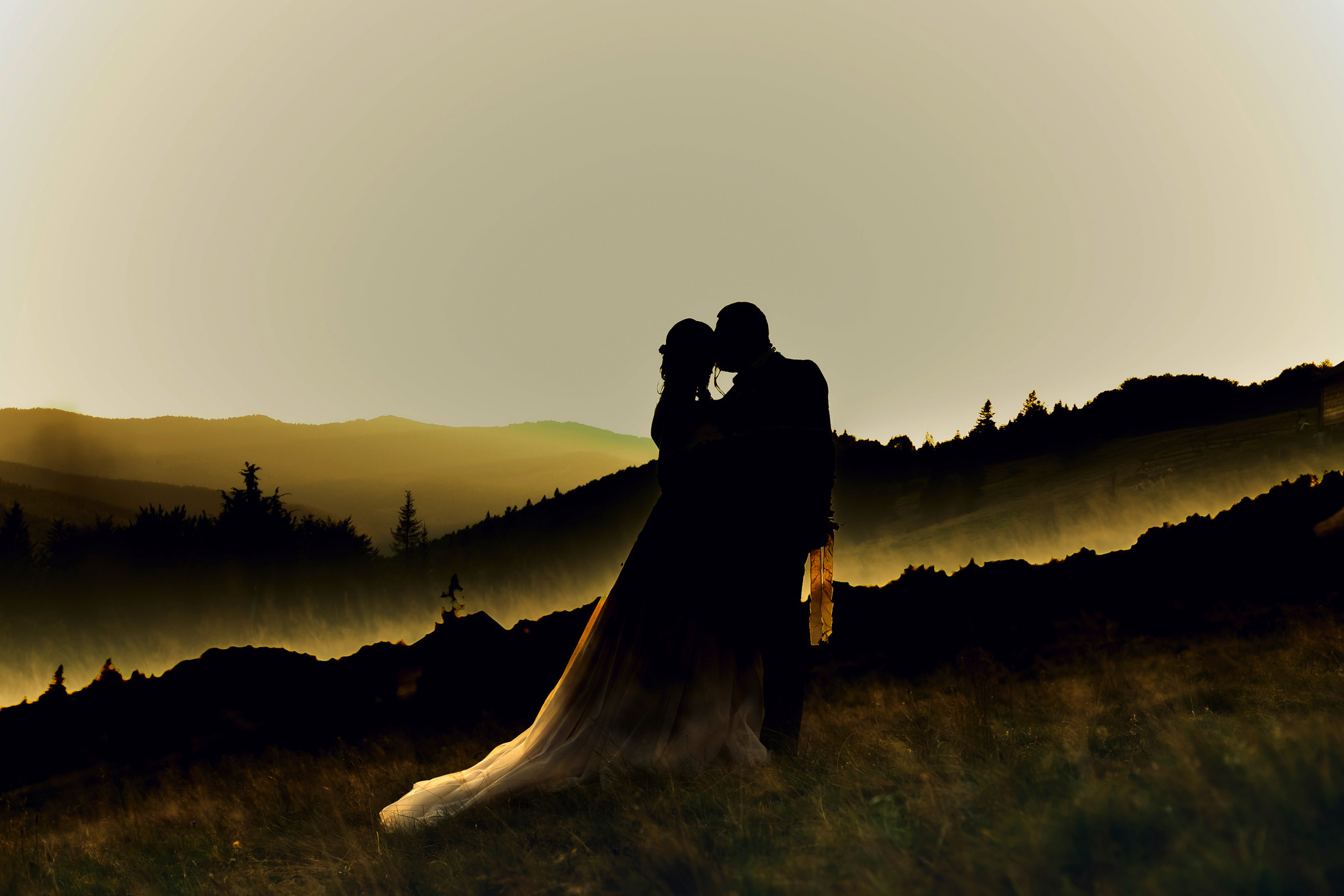 Александра и Евгений (Свадьба высоко в горах). Семейный фотограф в Минске Саша Павлюк