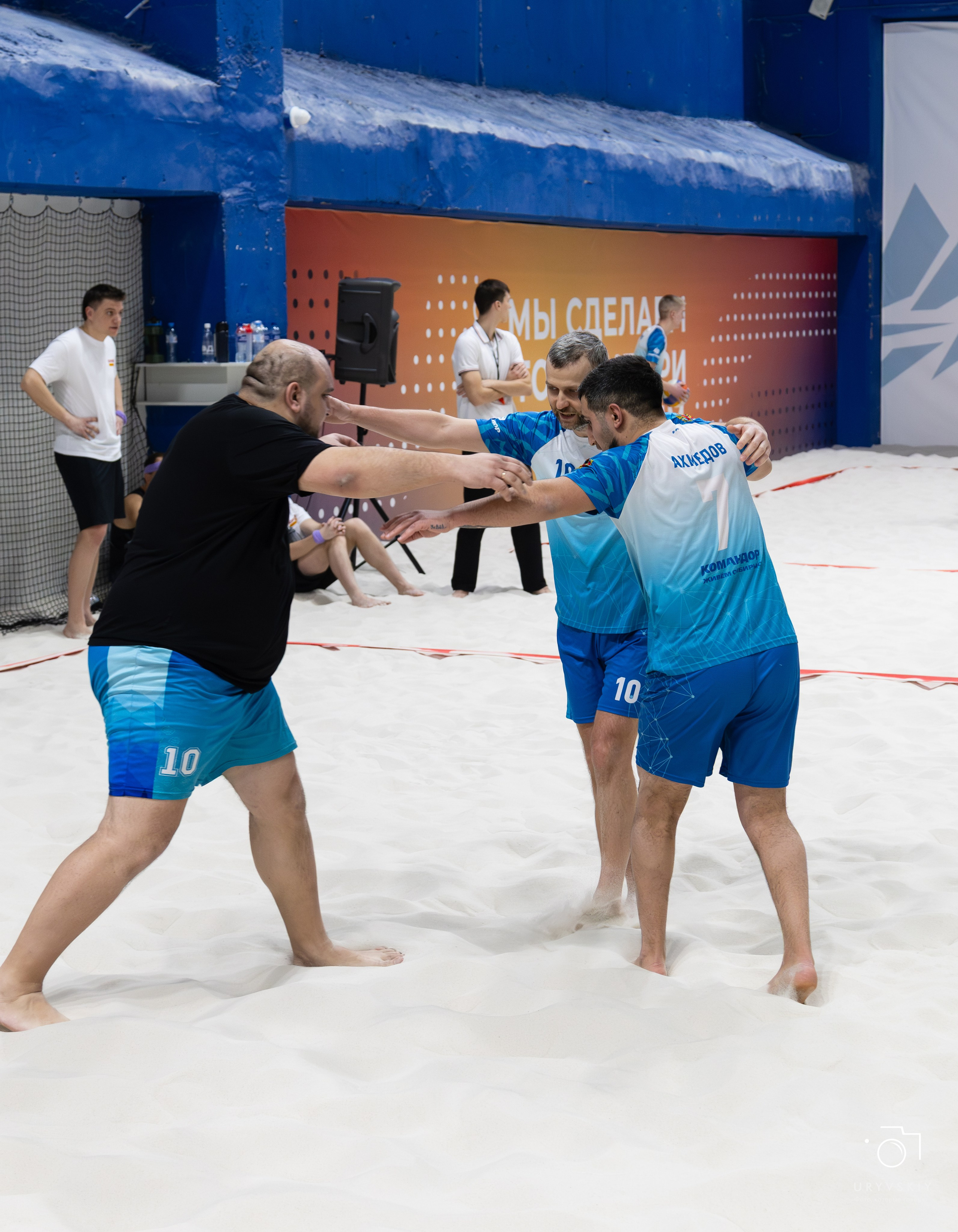 Турнир по пляжному волейболу ГК Командор. Игорь Урывский. Фотограф Красноярск