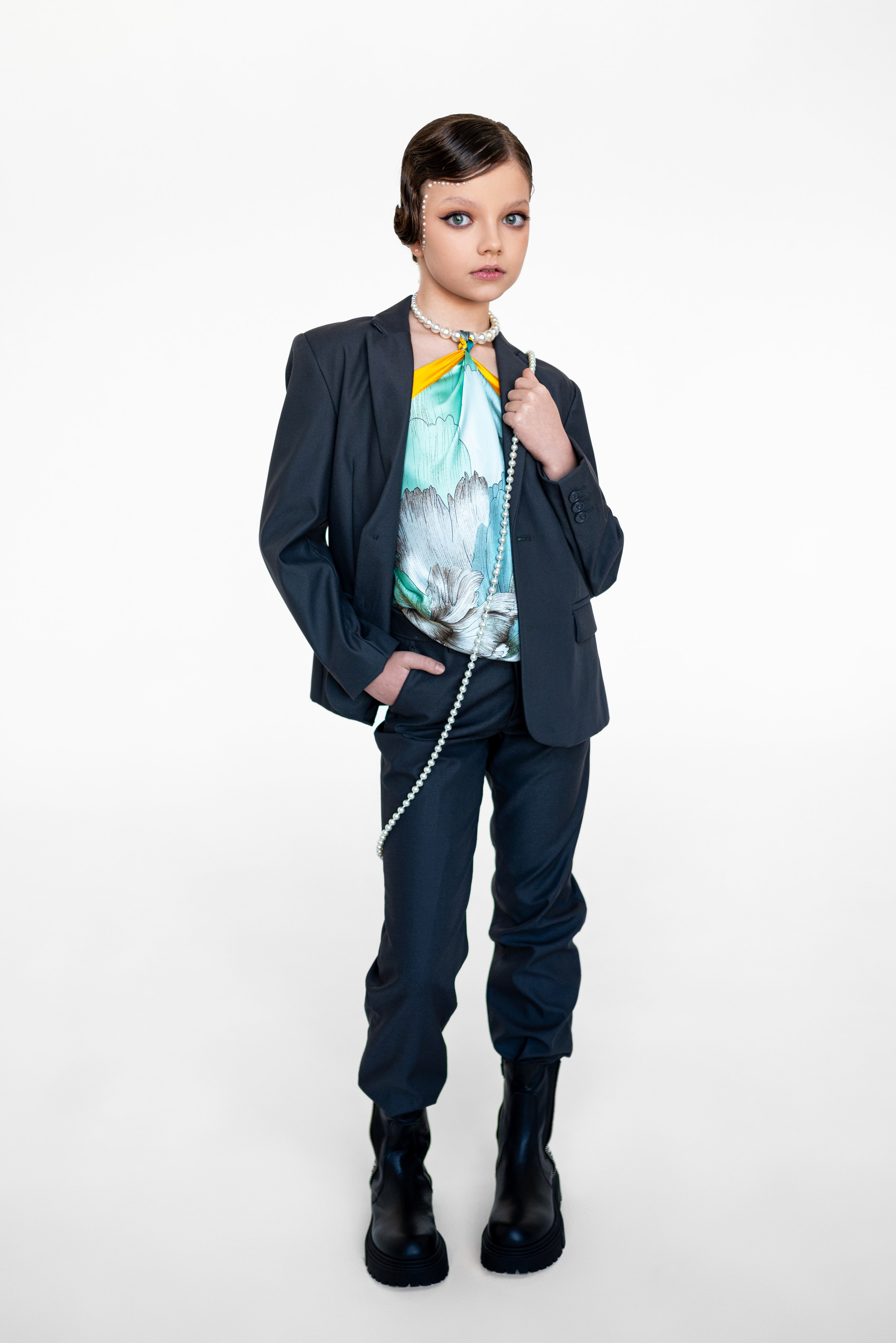 Модельное портфолио. Фотограф Москва Виктория Вишневская актерское / модельное портфолио