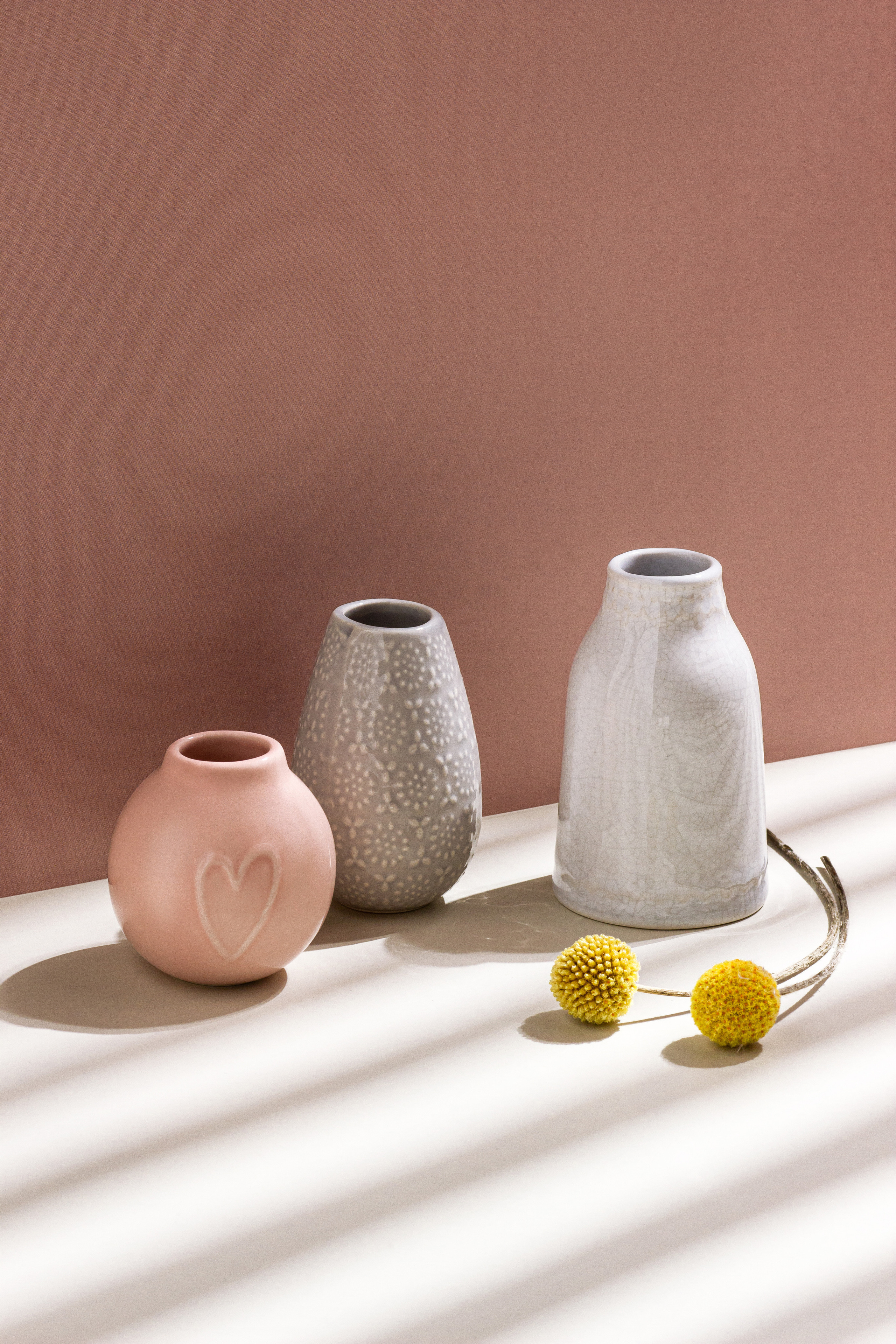 Маленькие вазочки интерьерные.