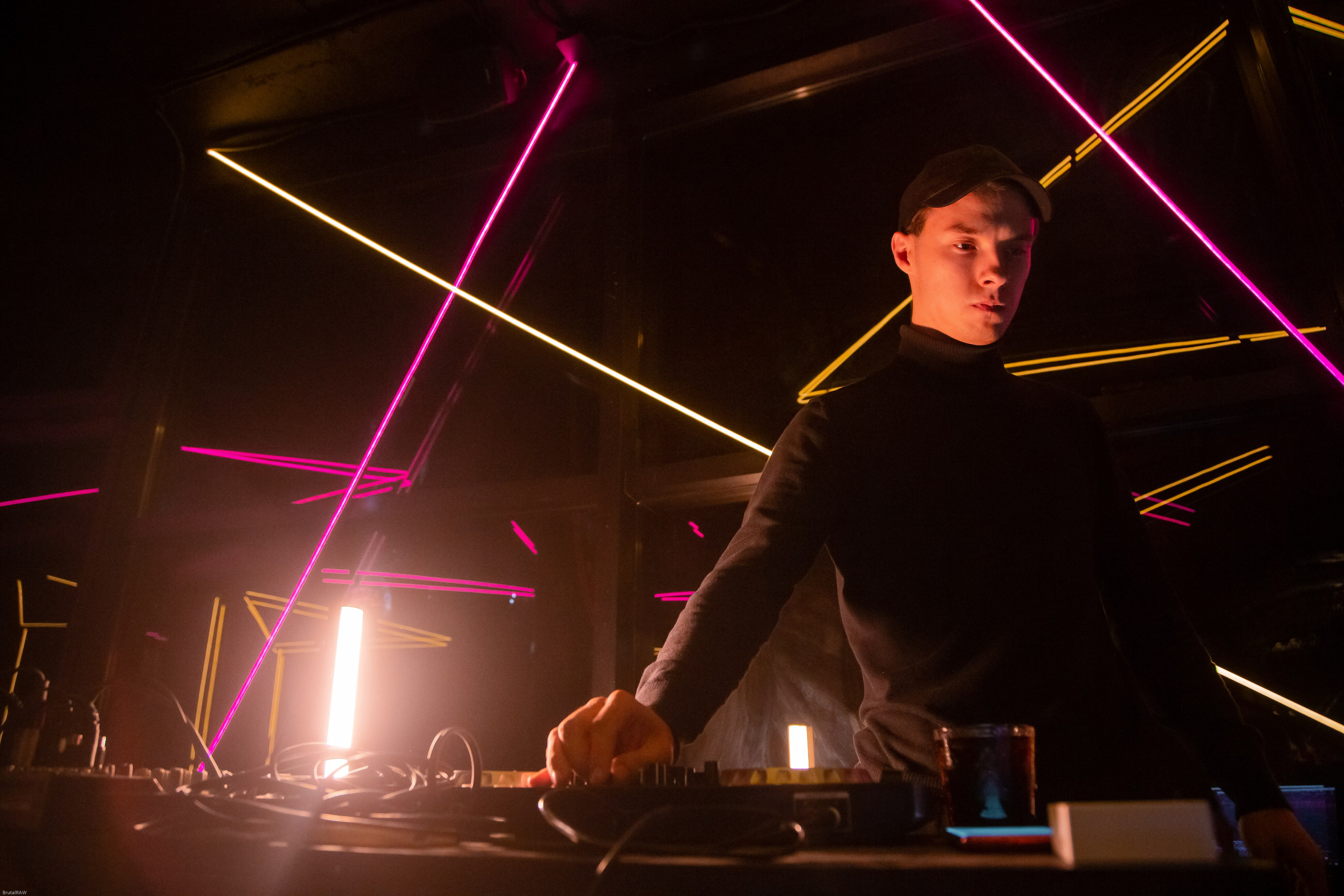 Reportage. Brutalraw Territory