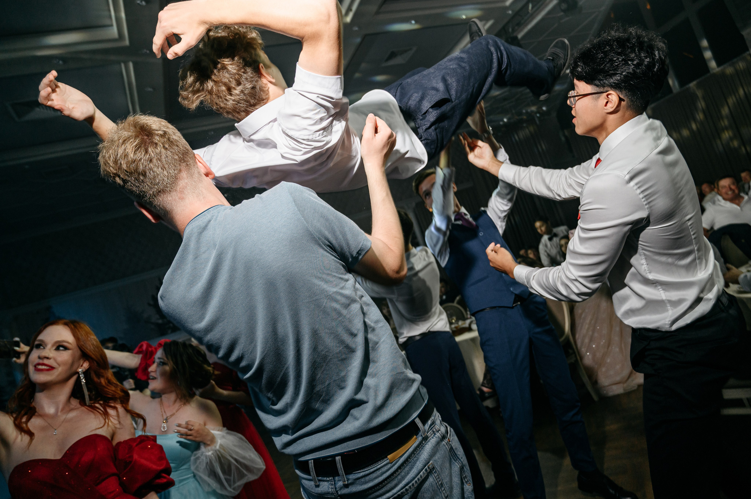 Выпускной. Школа № 54. Кедр Холл. Фотограф Владивосток. Игорь Кирсанов