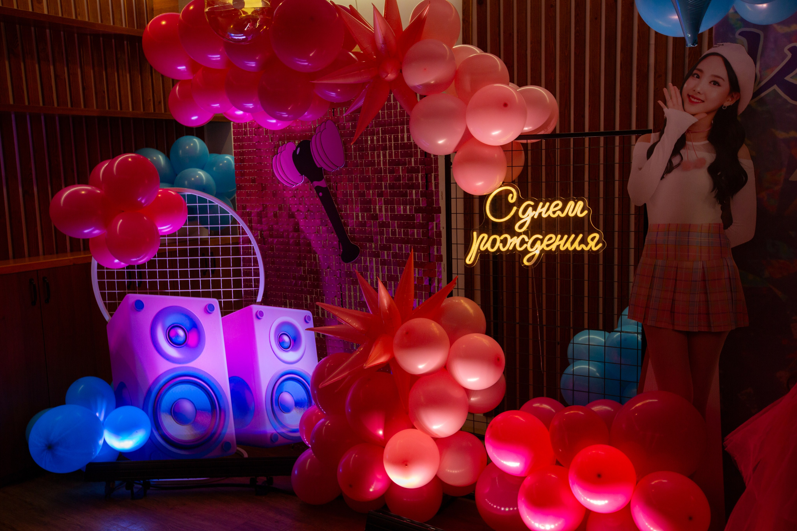 День рождения Ульяны. Фотограф Антонина Свешникова. ВЫПУСКНЫЕ ФОТОКНИГИ для детских садов и школ. Москва, Владимир