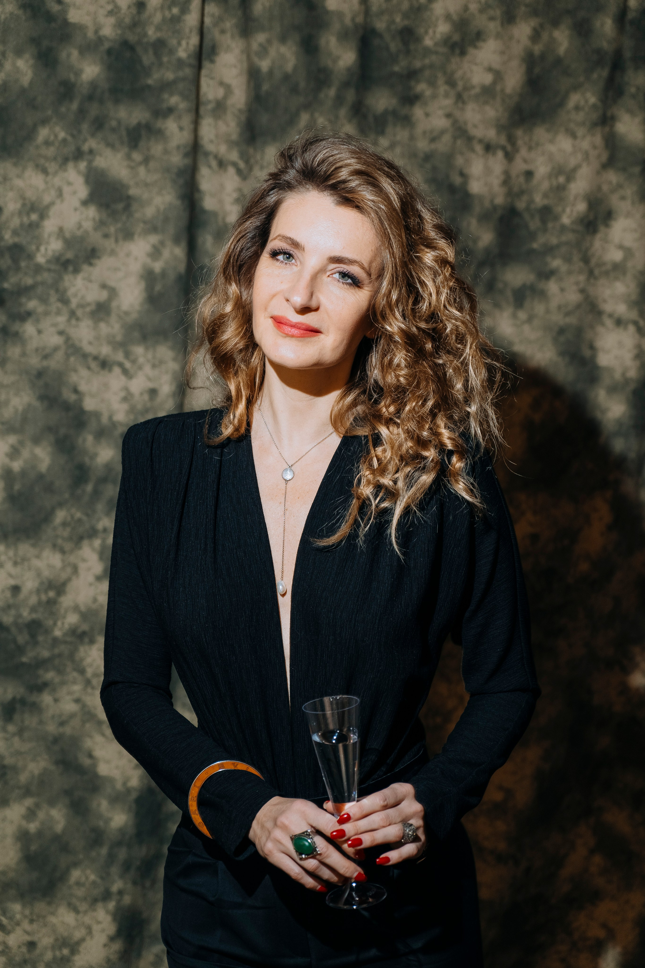 Вернисаж фотовыставки MFamilia «Гармония различий». Организация фотовыставок в Петербурге и Москве, MFamilia (МФамилия)