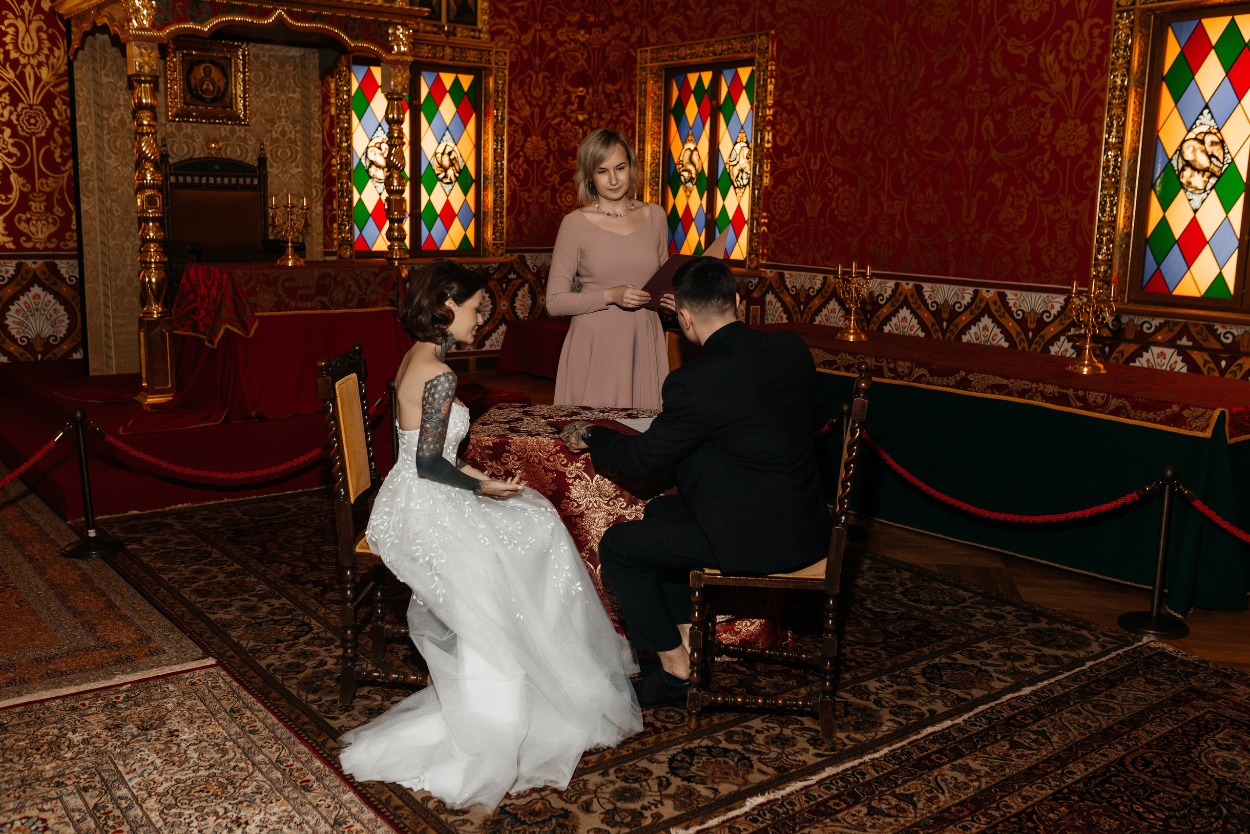 Свадебная фотосессия в Коломенском. Фотограф Наталия Федосова, г. Москва. TG и Instagram @nataliya_raw