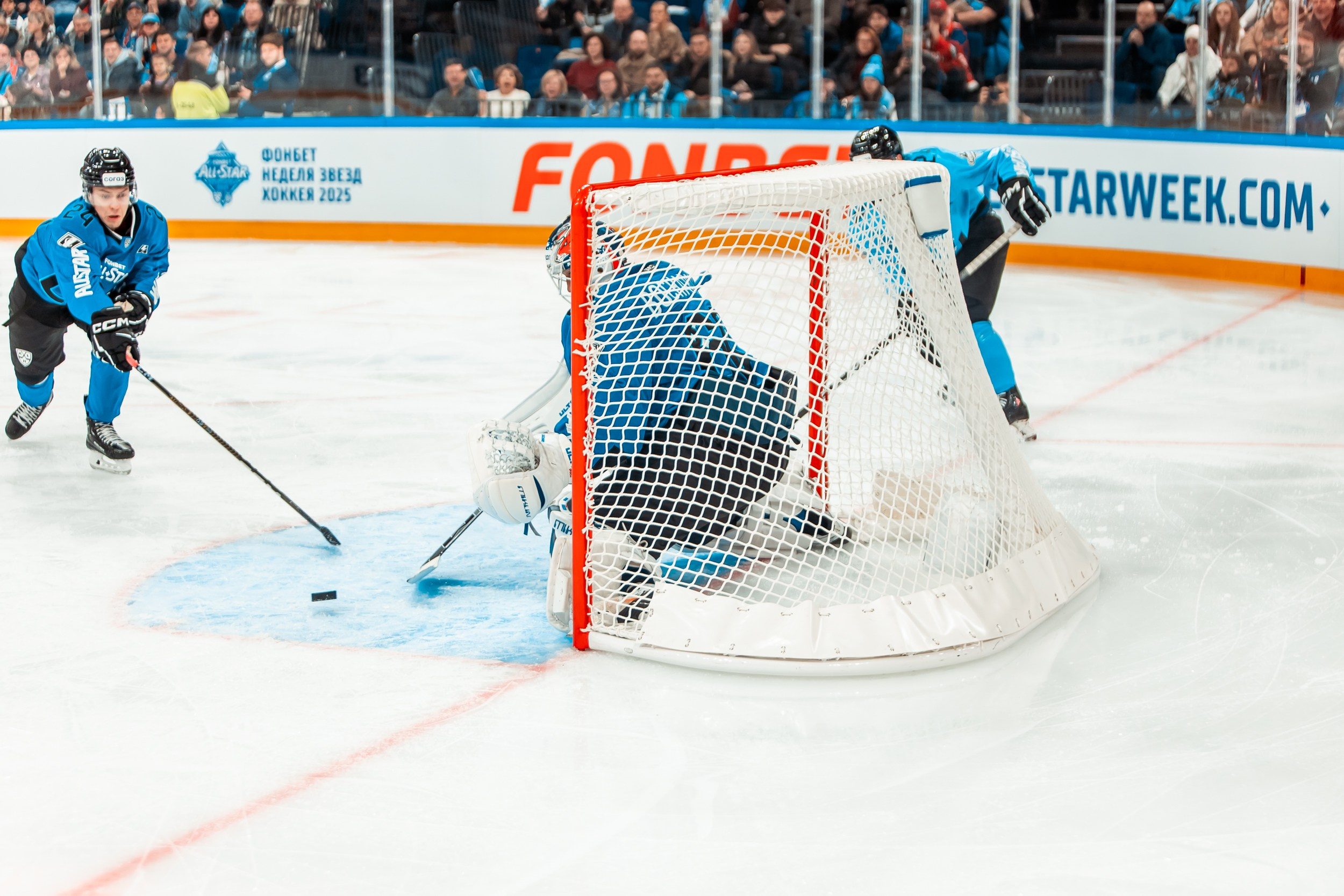 KHL All-Star 2025. Репортажный фотограф в Сочи Дмитрий Ветринский