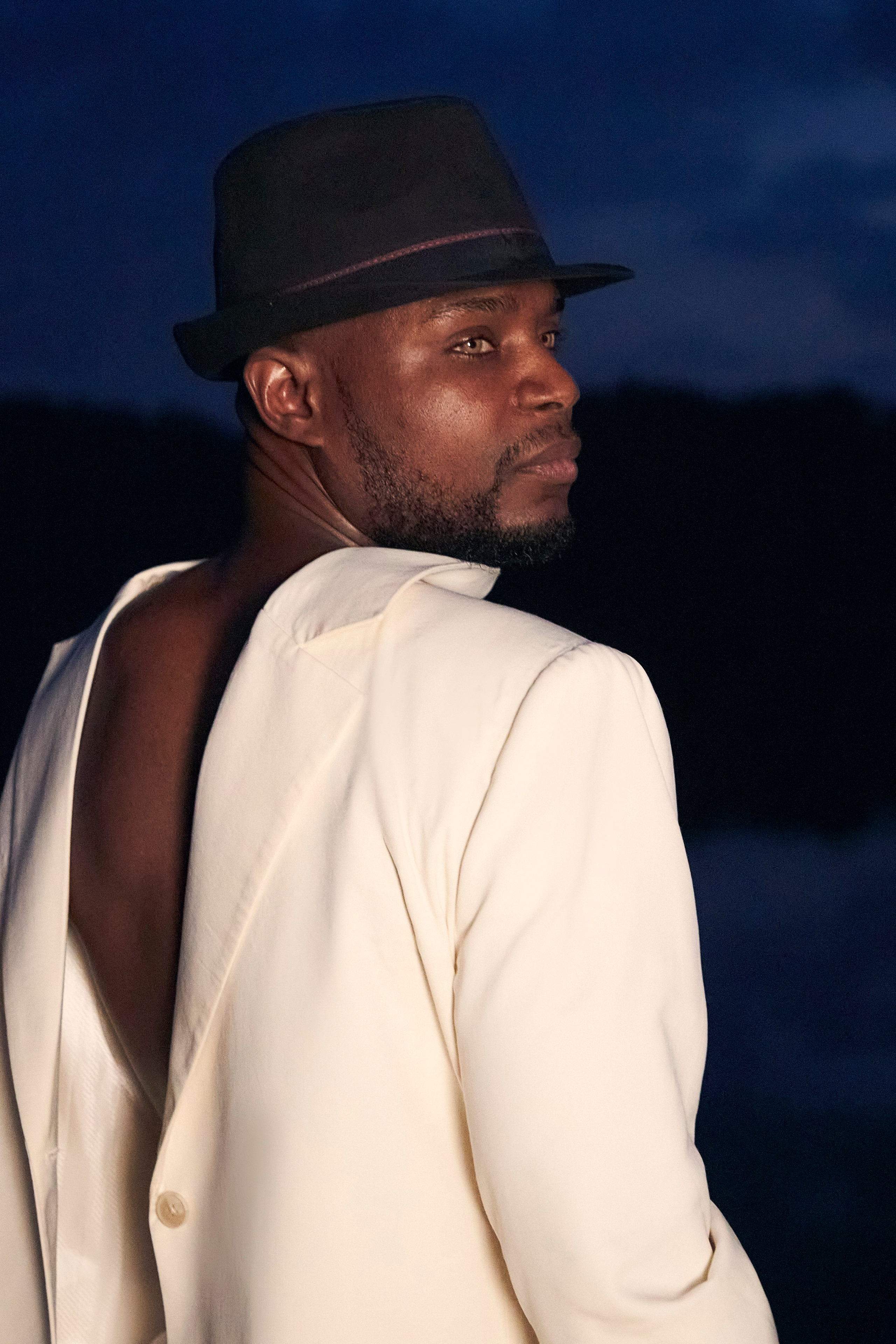 Фотосеесия на озере в Лыткаринском карьере. Анна Потявина. Фотограф Москва