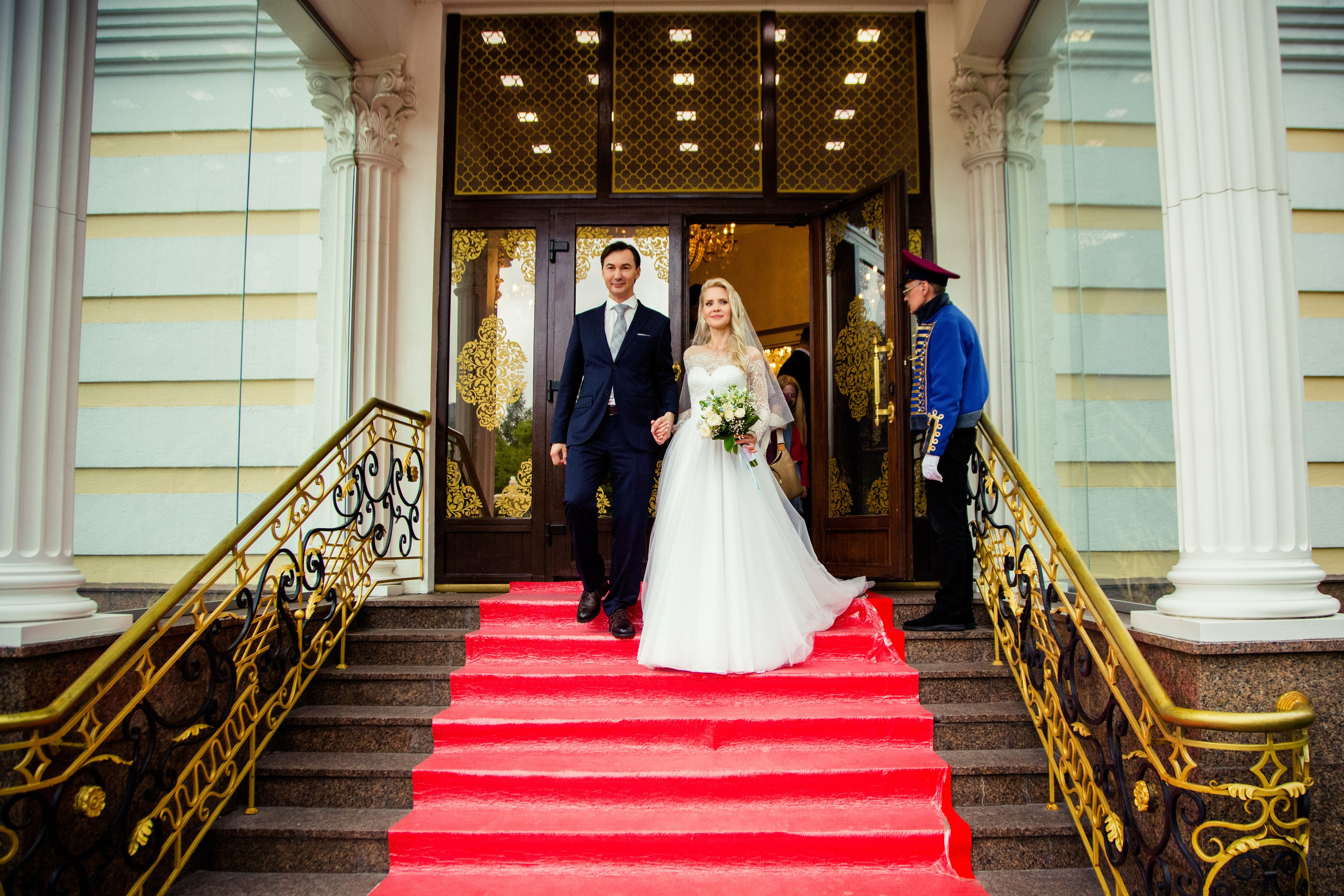 Свадебная фотосессия на ВДНХ. Свадебный и семейный фотограф в Москве и Подмосковье Лариса Козлова