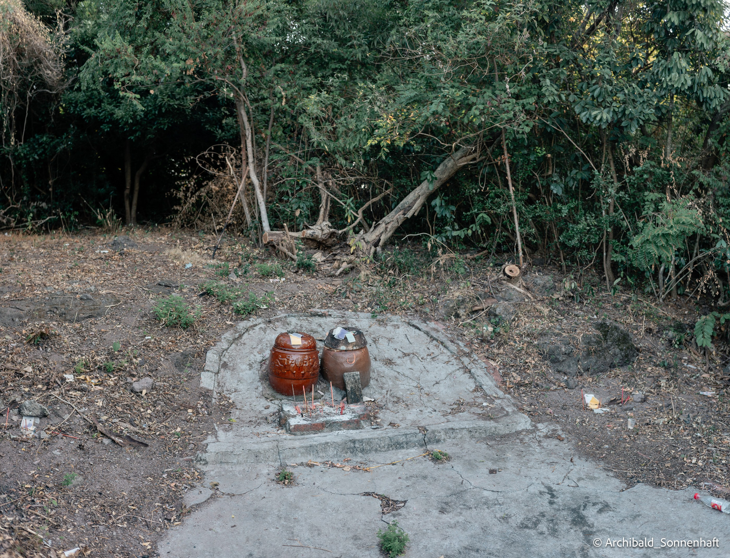 Kayaking in Huizhou, China. Photographer in Guangzhou, China. Archibald Sonnenhaft