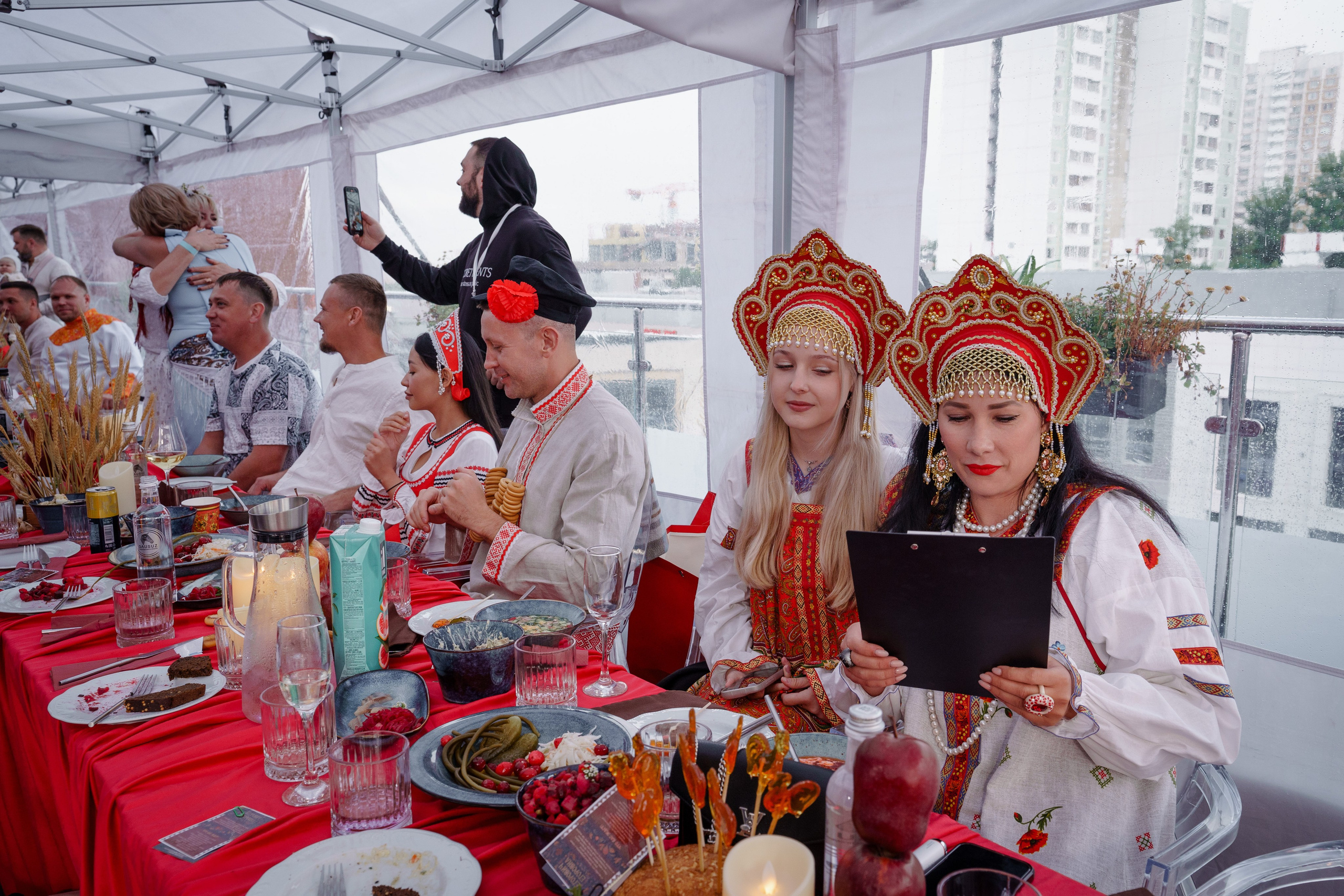 Гендер пати в славянском стиле. Репортажный фотограф в Москве Саша Дружинина
