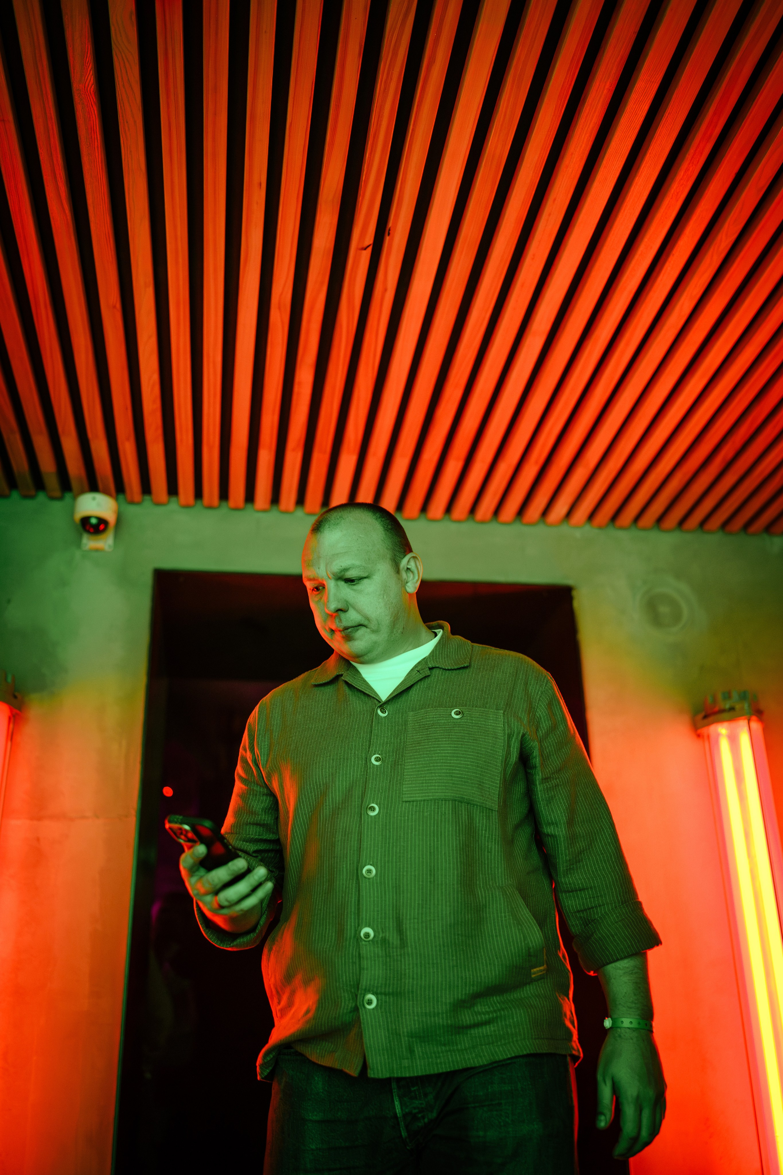 Вечеринка OSNOVATELI.LIVE репортажный фотограф Саша Дружинина. Репортажный фотограф в Москве Саша Дружинина