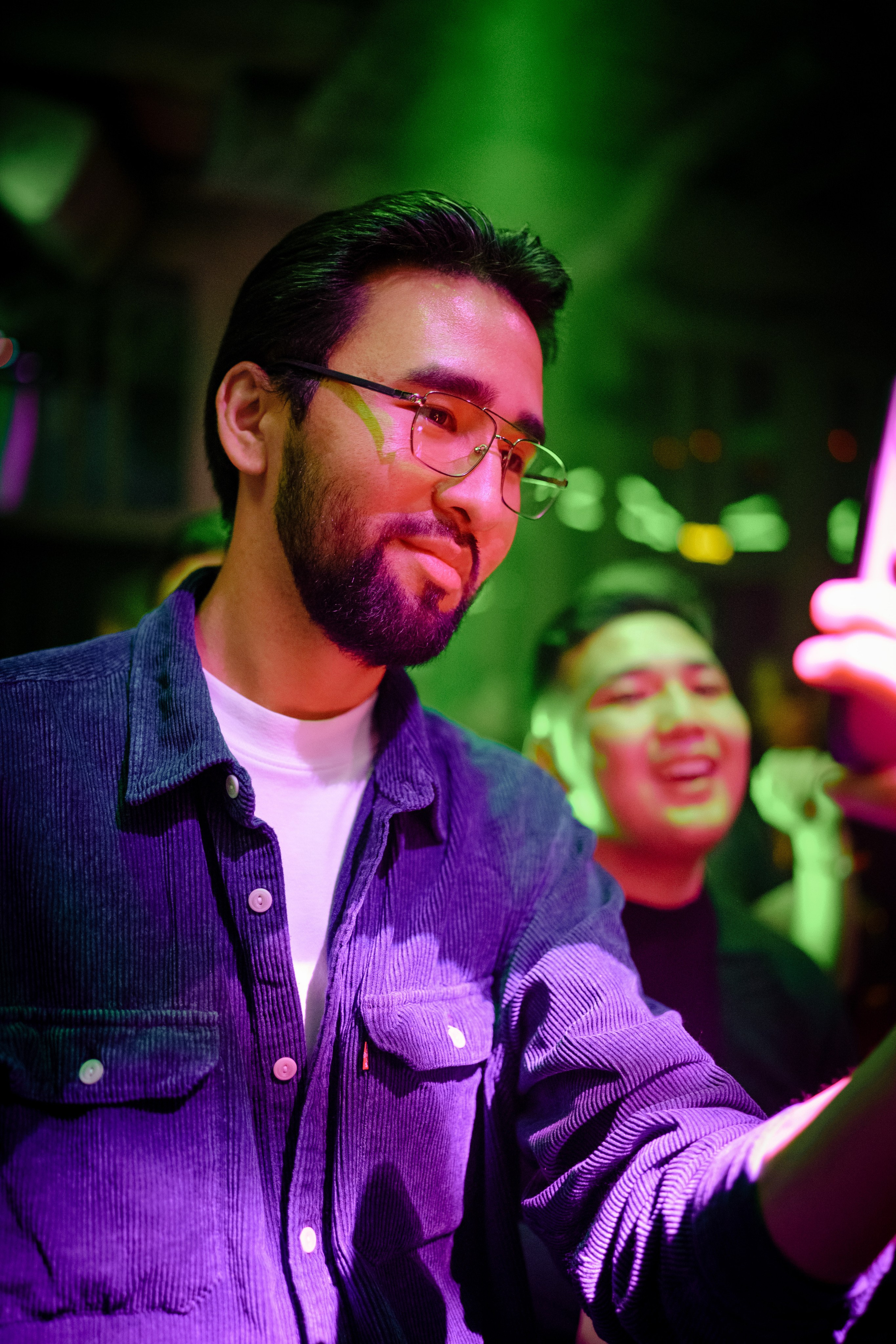 Вечеринка OSNOVATELI.LIVE репортажный фотограф Саша Дружинина. Репортажный фотограф в Москве Саша Дружинина