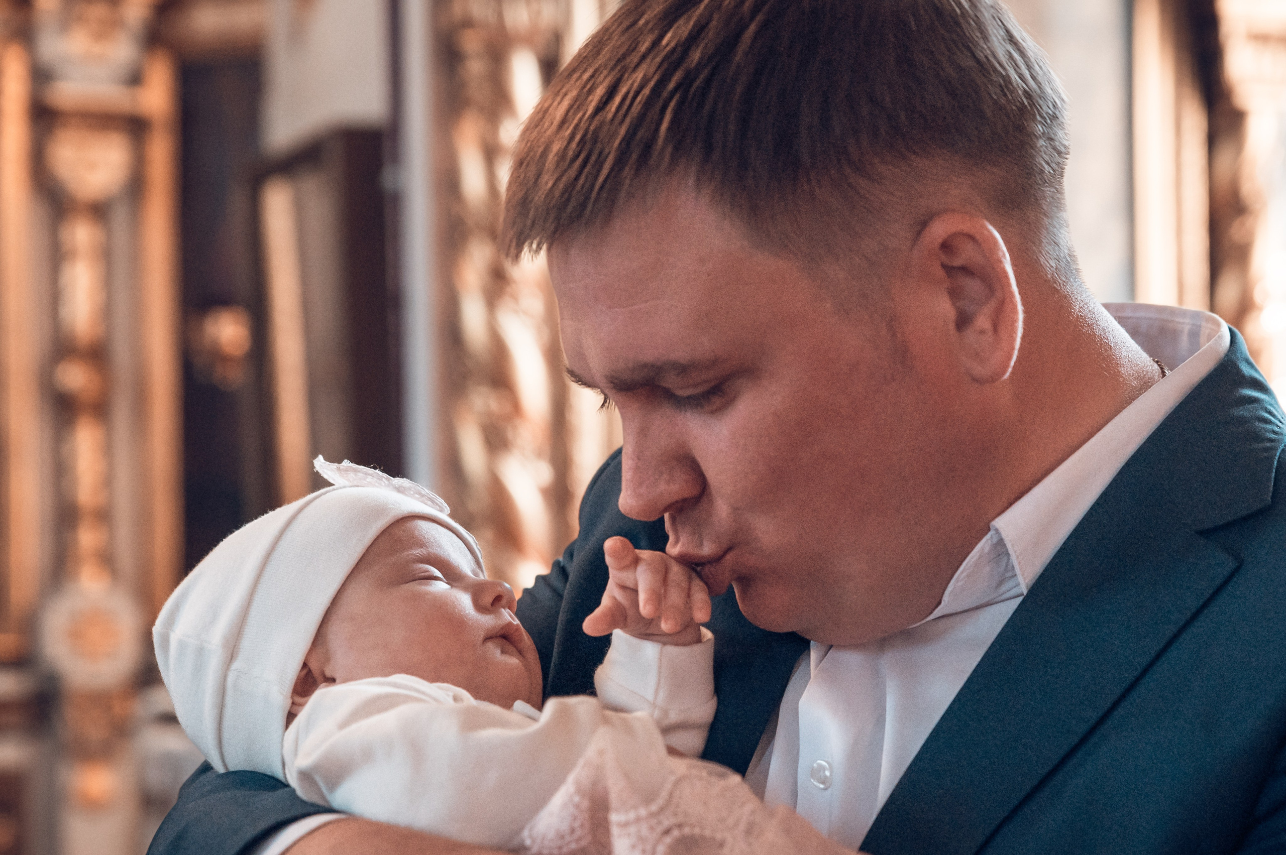 Фотограф в храме. Дарья Нетреба Фотограф на Крещение, Венчание Псков и область