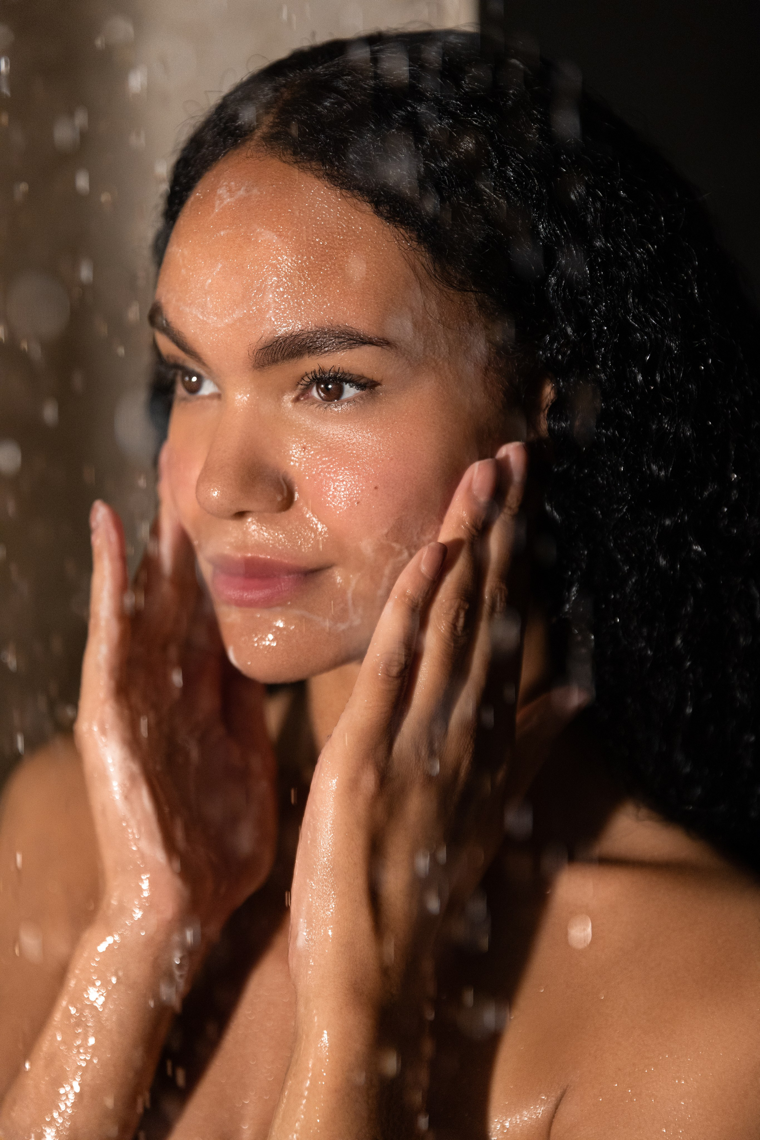 Ph: @vanheesphotography                                                                                         Retoucher: @retouch.komissarova                                                                                          Model: @kyarajoella     