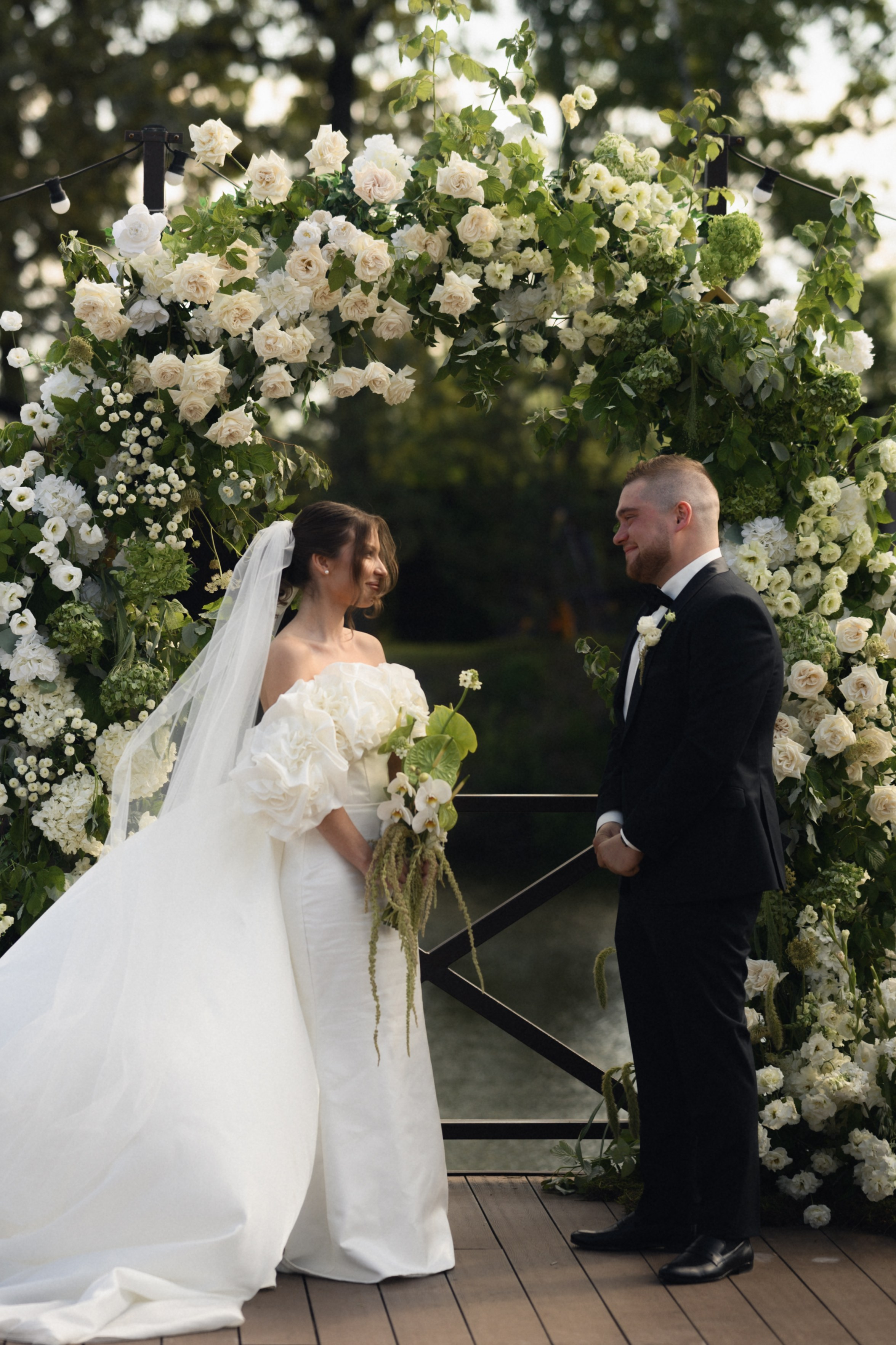 Мария и Никита. Бунгало в Москве.Аренда Бунгало в Мск