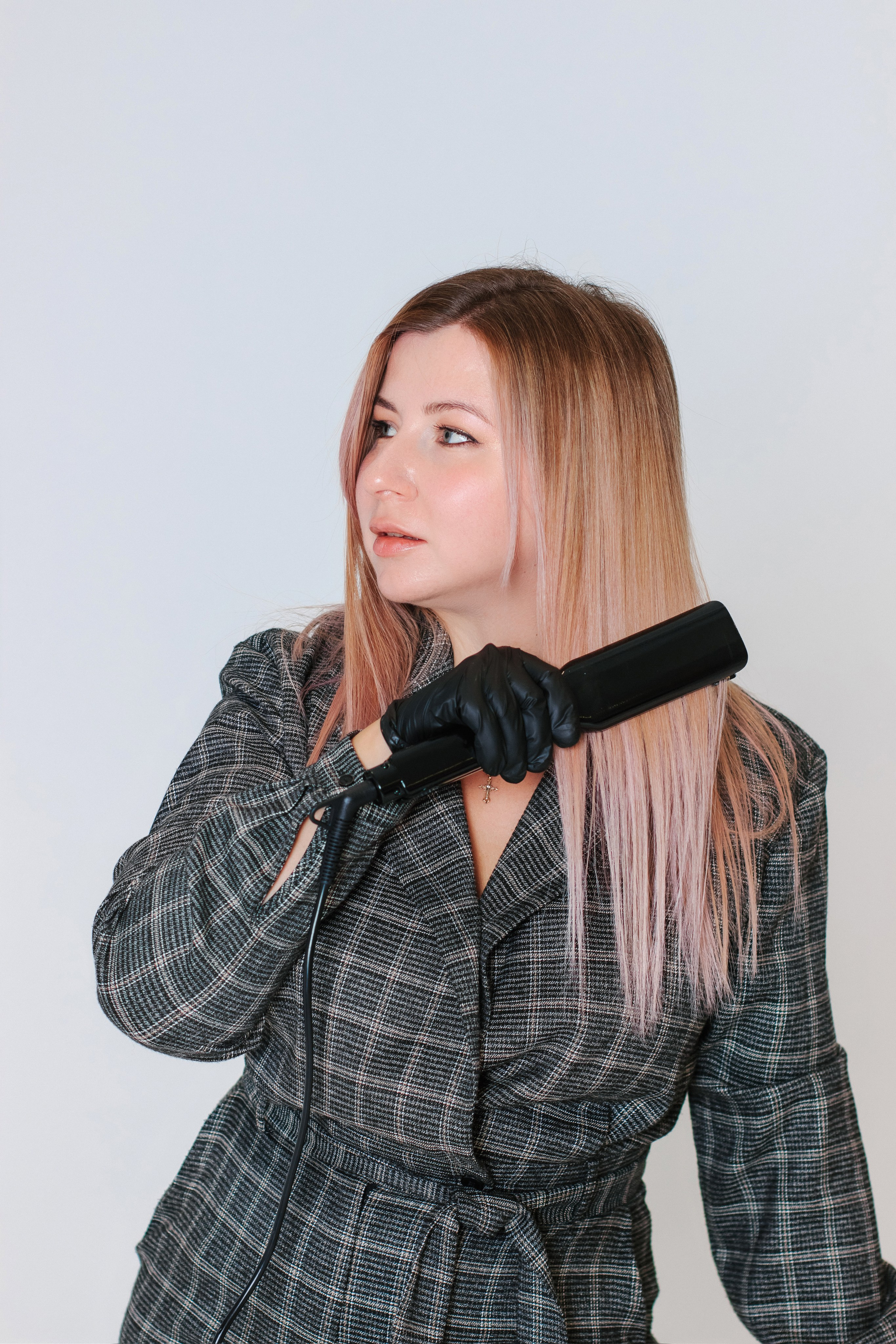 Контентная фотосессия для мастера по кератину. Контентный фотограф в Перми Натали Кытманова