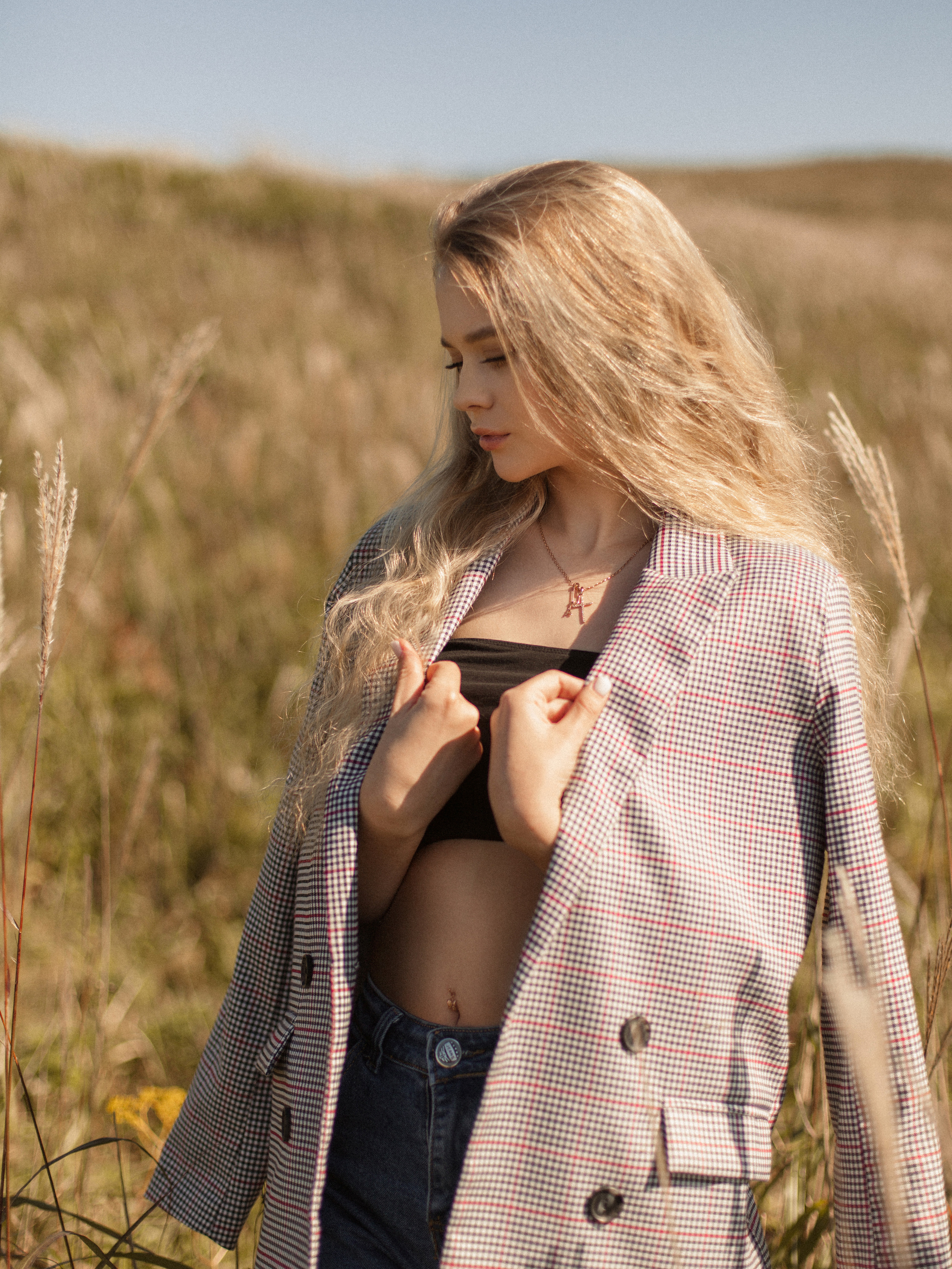 Вика. Осенняя фотосессия в колосьях. Фотограф в санкт-Петербурге Макиенко Анастасия