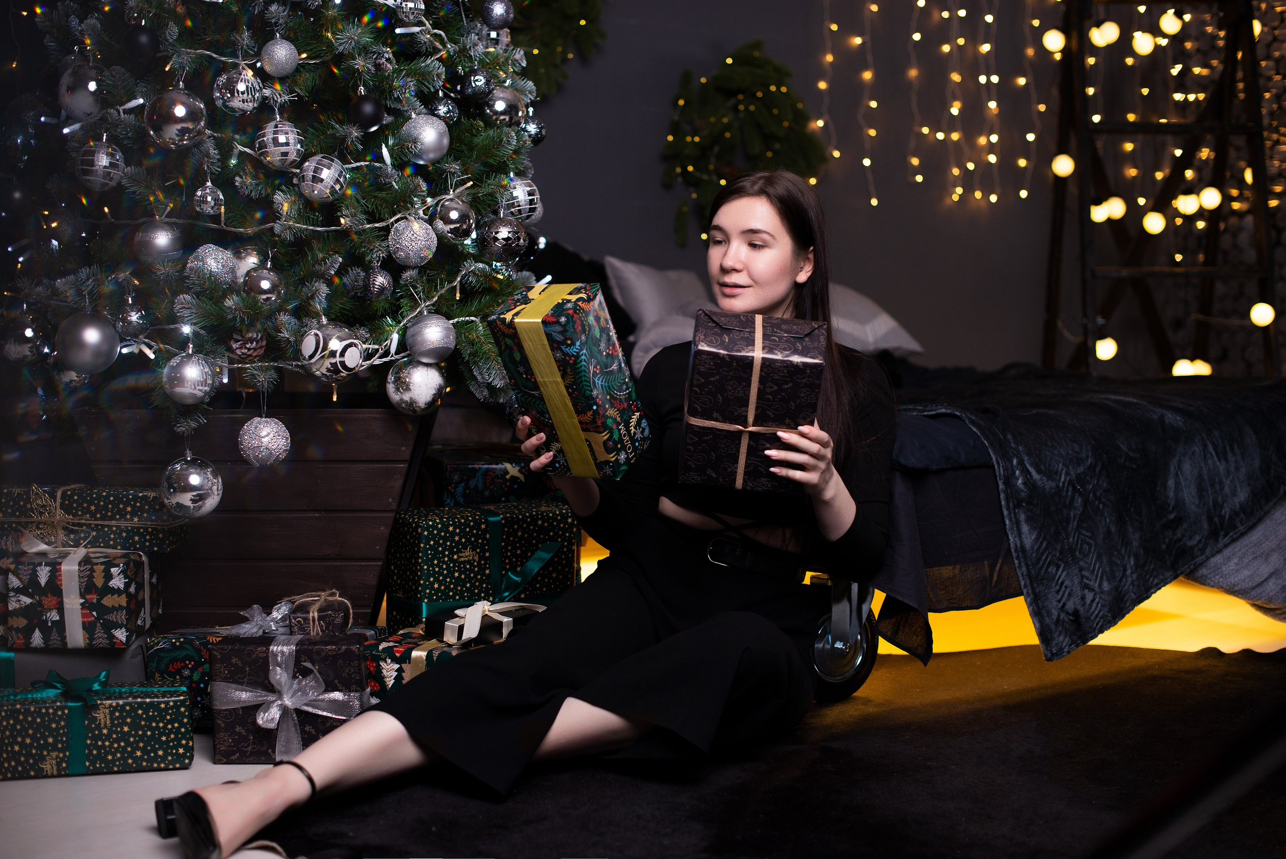 Юлечка в новогодней локации. Творческий фотограф Вологда