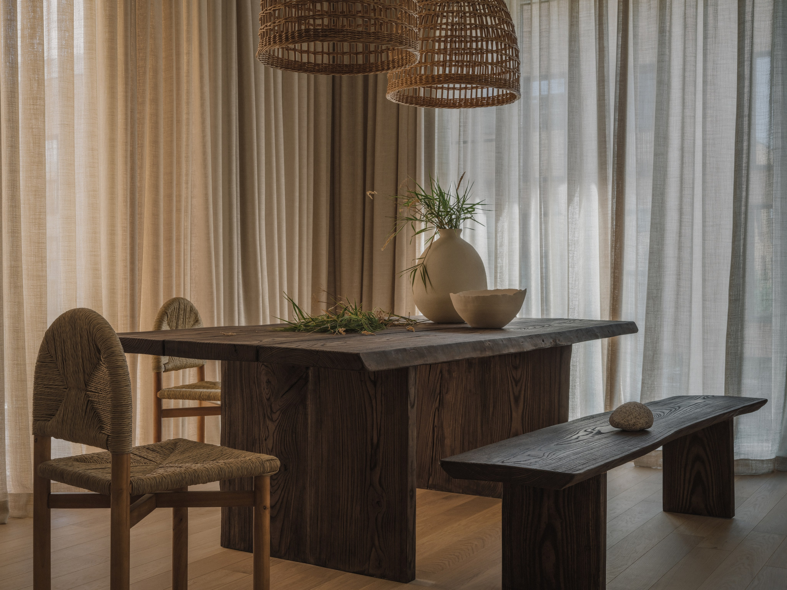 Фотосъёмка дизайн проекта квартиры в Esentai City. Роман Якунин — интерьерный фотограф в Алматы