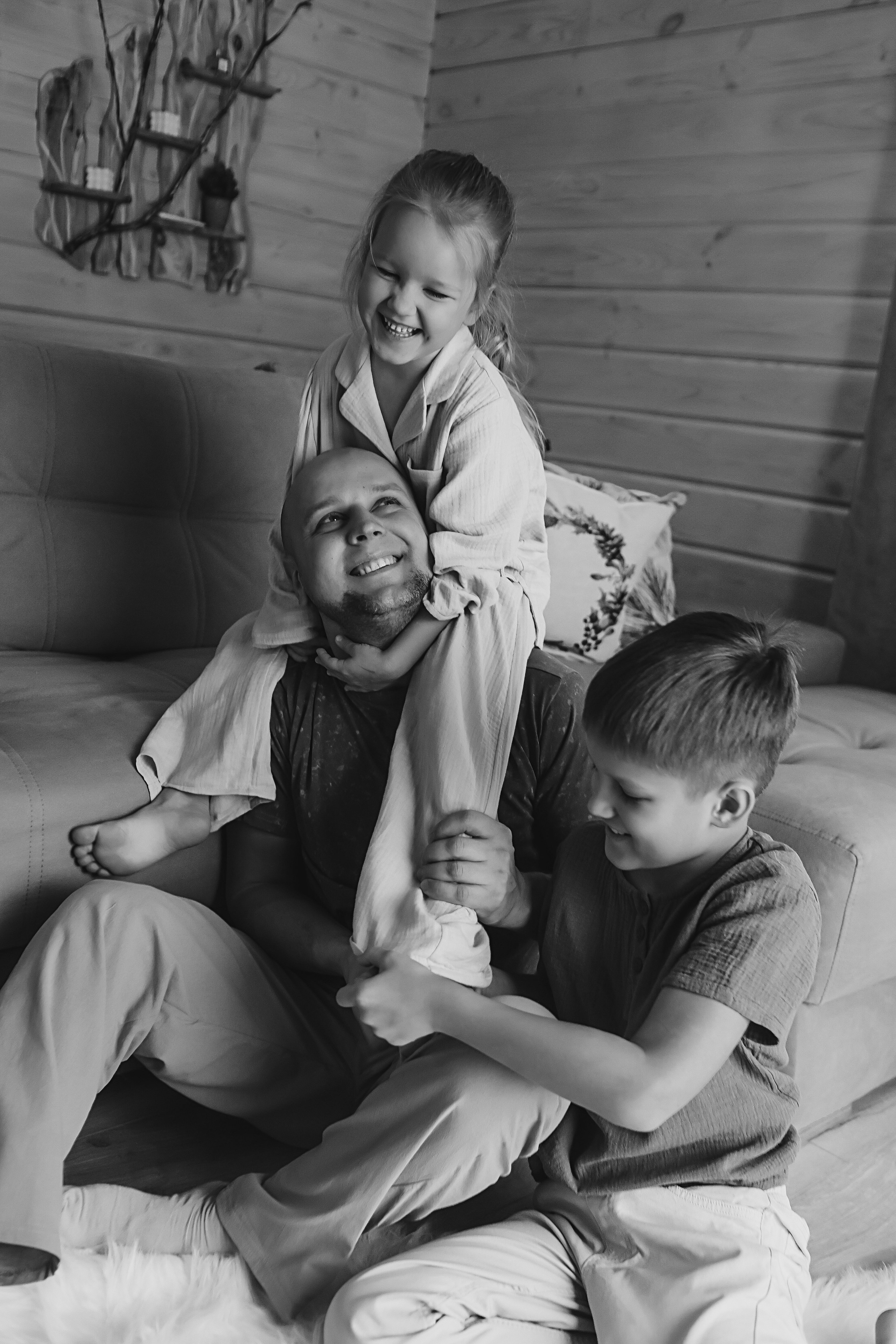 Домашняя. Семейный фотограф Тюмень, фотограф на роды Салмина Мария