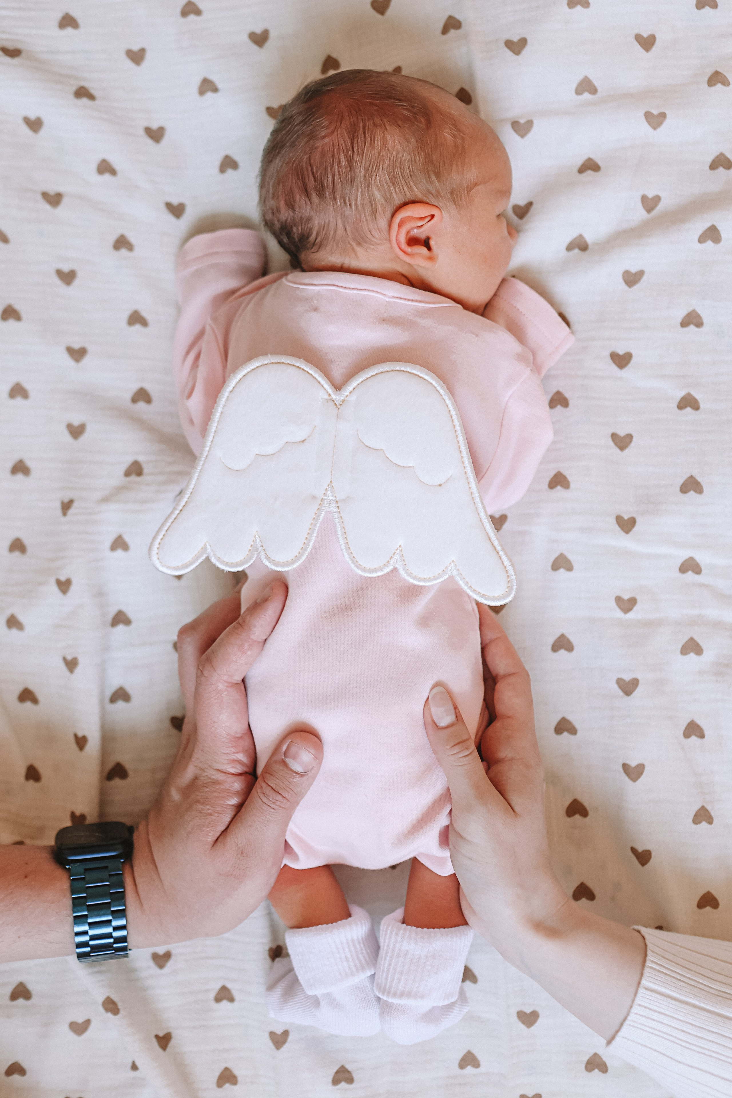 Выписка палата+внизу ПЦЭ. Семейный фотограф Тюмень, фотограф на роды Салмина Мария