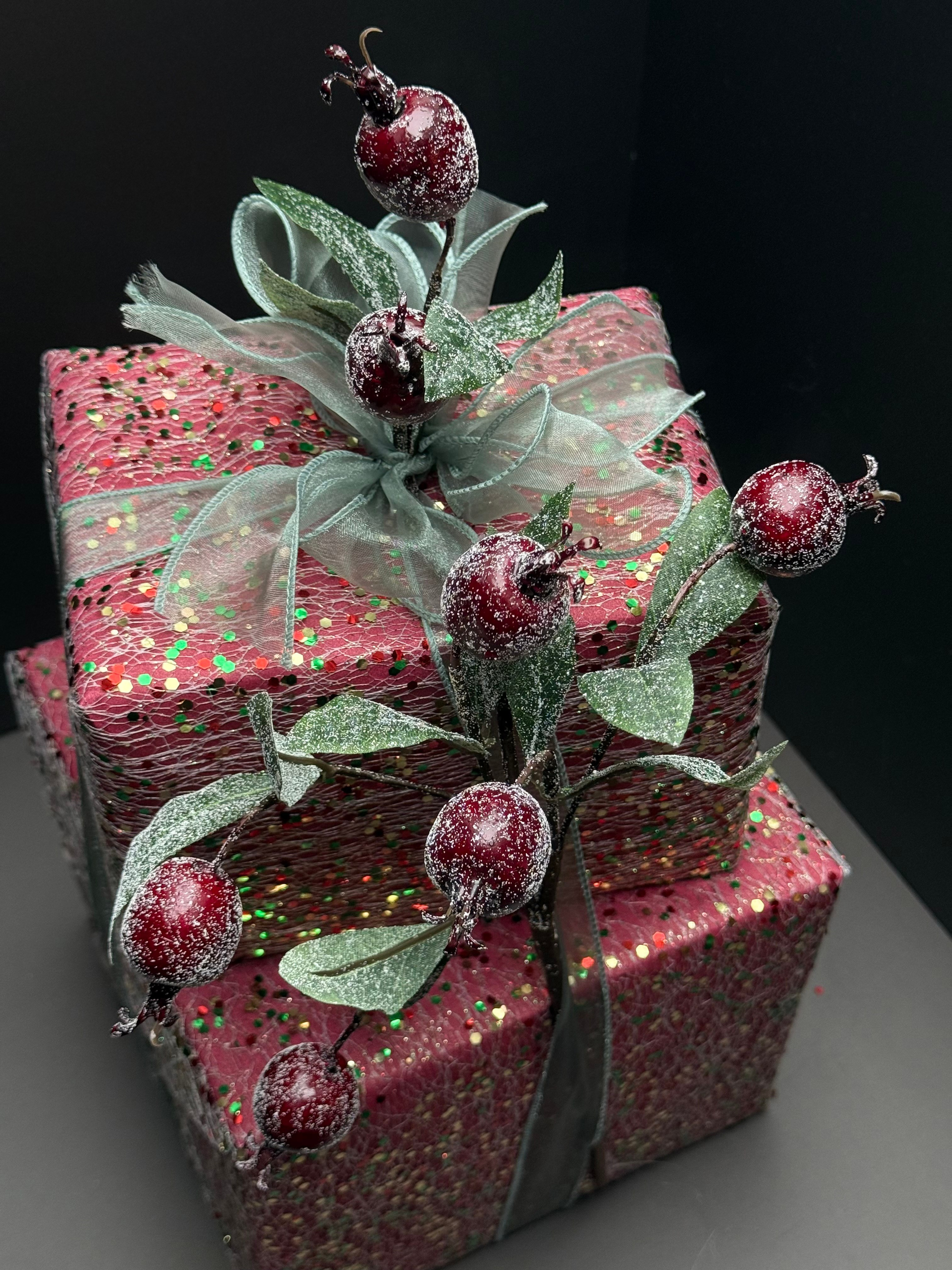 «Зимний гранат». Студия подарочных наборов «Владия»