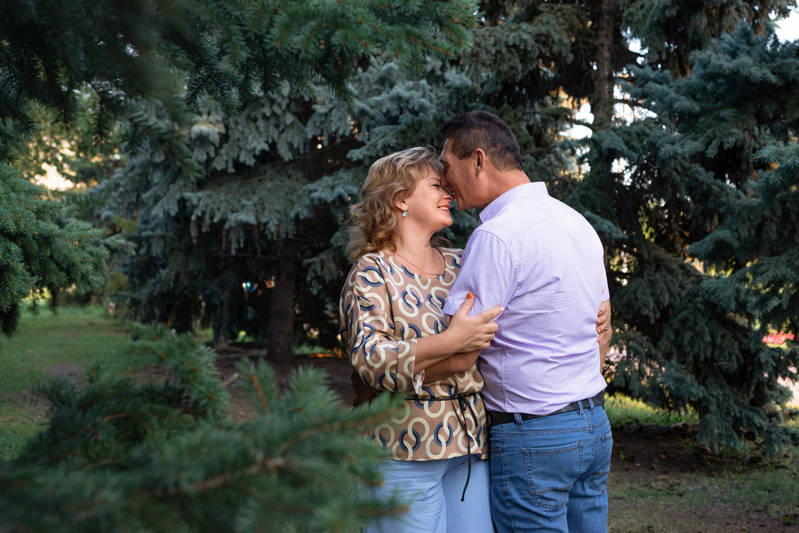 Ирина и Александр в парке. Семейный и свадебный фотограф Галина Абакумова, фотосессии в Белгороде