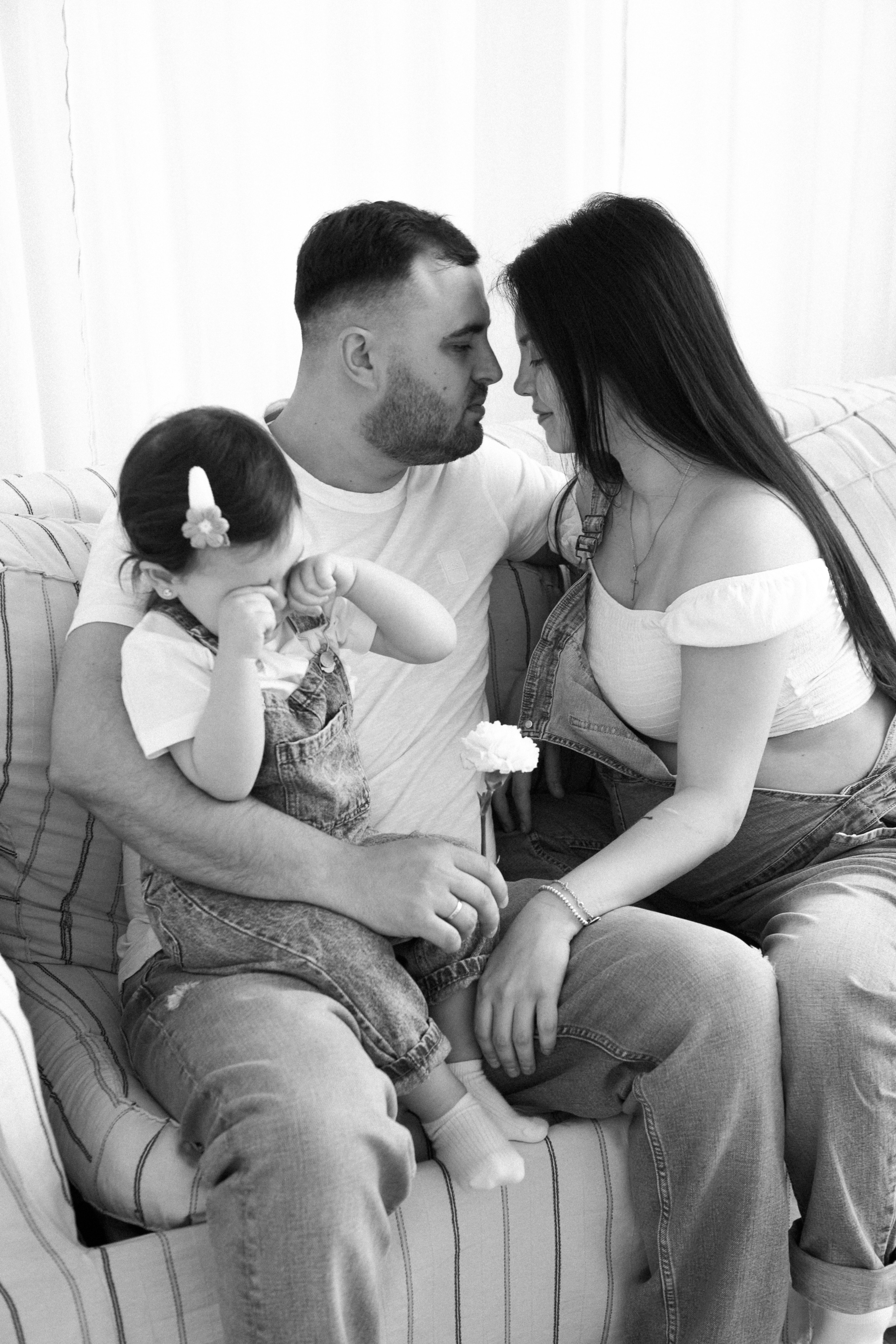 Карина, Максим и Арина. Главная