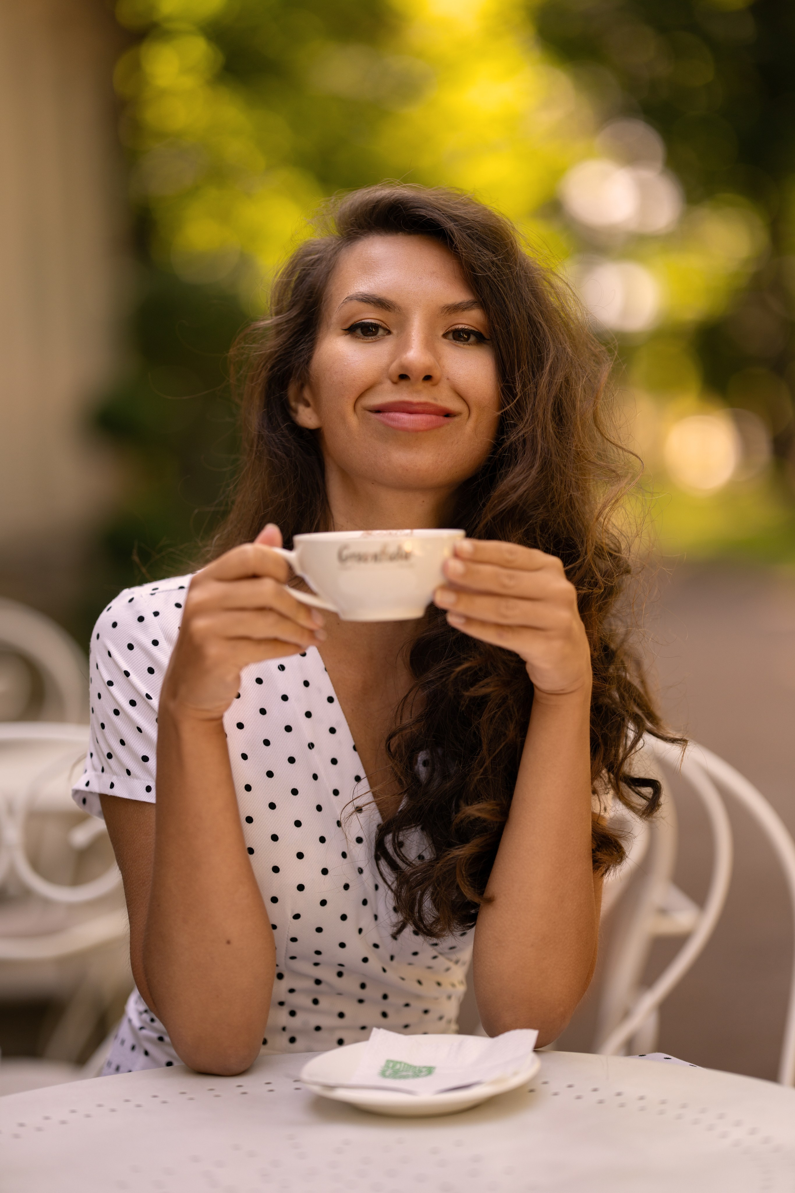 Виолетта в Летнем саду. Семейный и портретный фотограф в Санкт-Петербурге Татьяна Гримоть