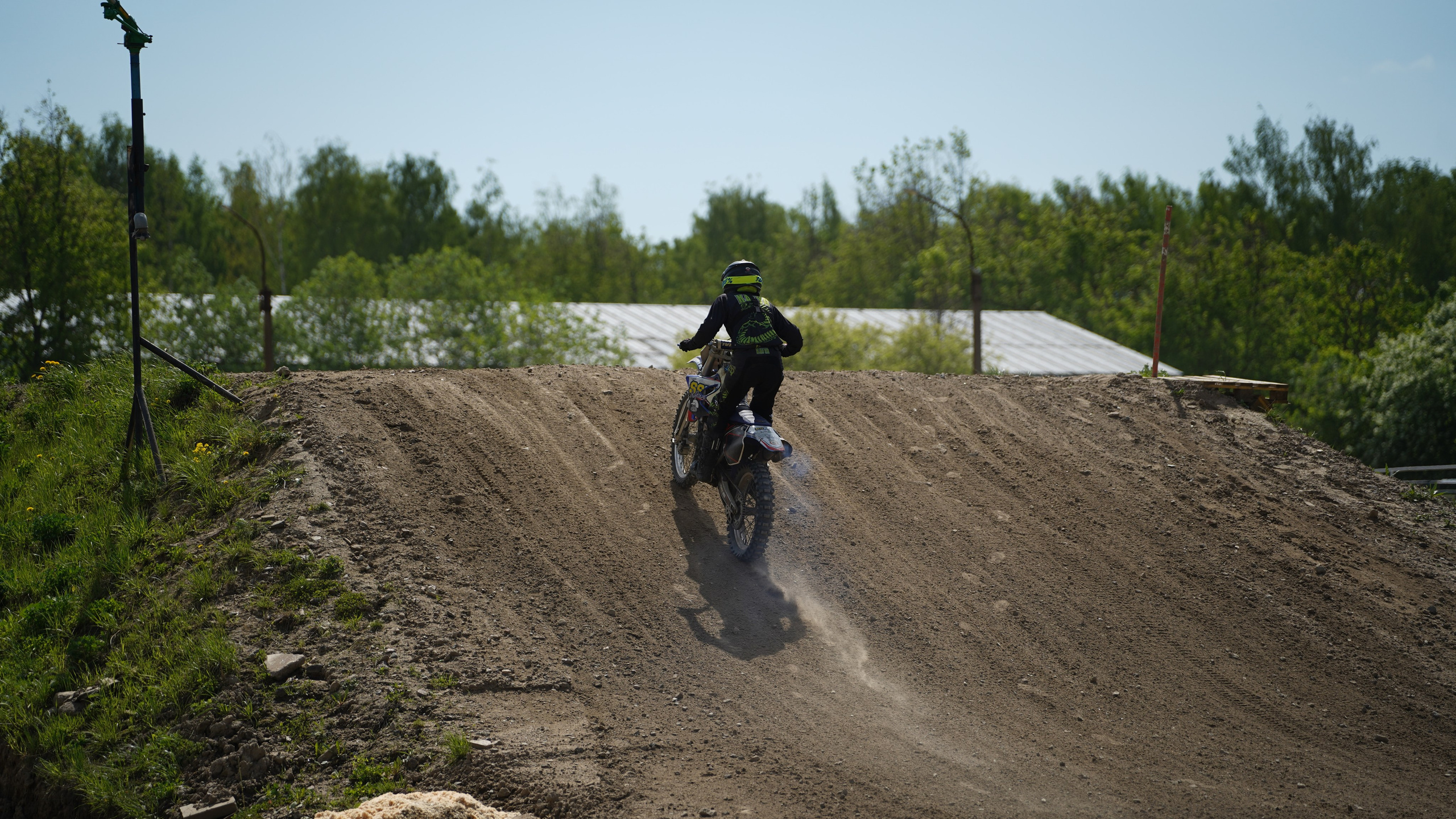 Катя Ли. Графический дизайнер Илья Левченко