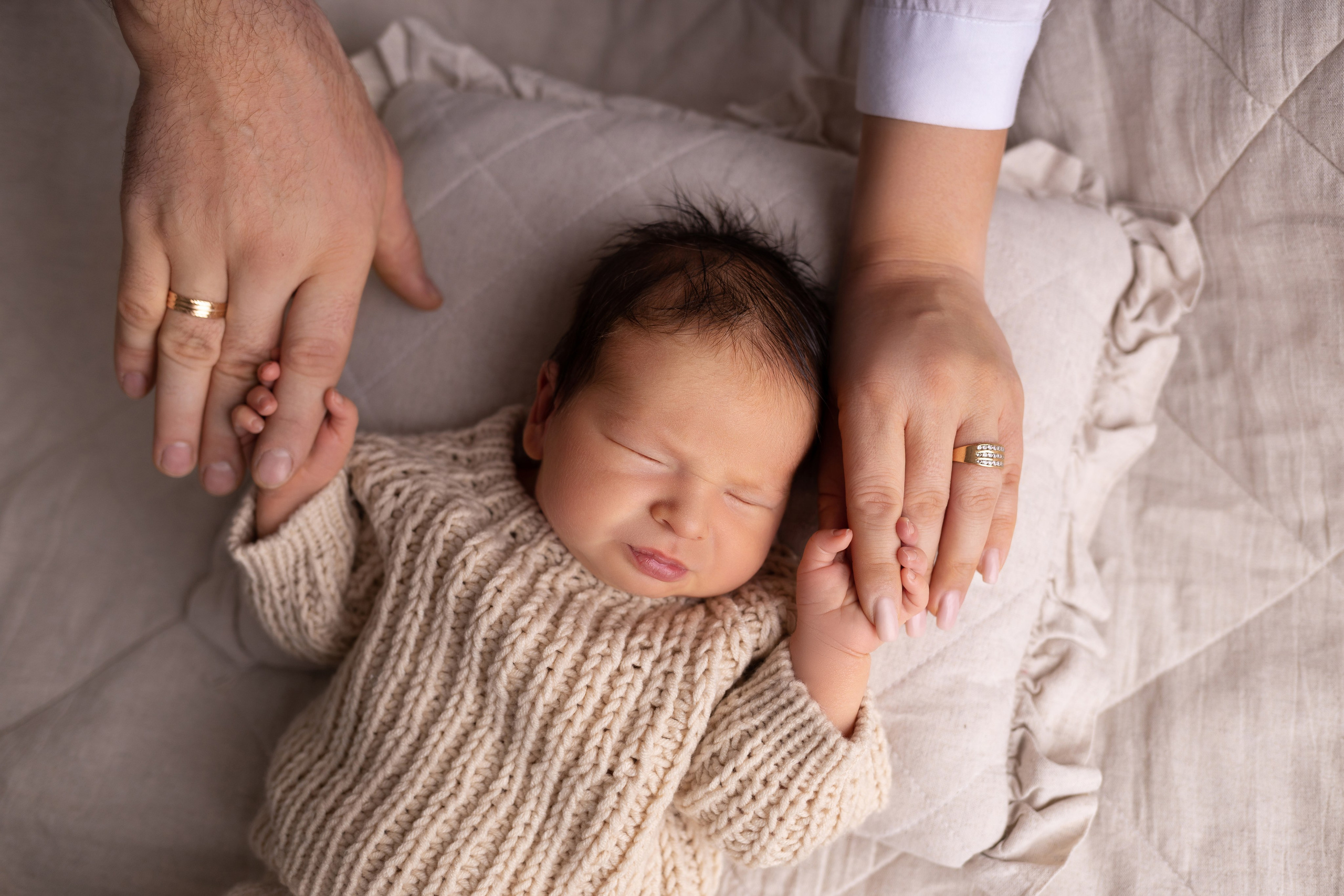 Newborn съемка в стиле Лайф. Фотограф новорожденных малышей в Омске и Омской области Эльвира Камаева