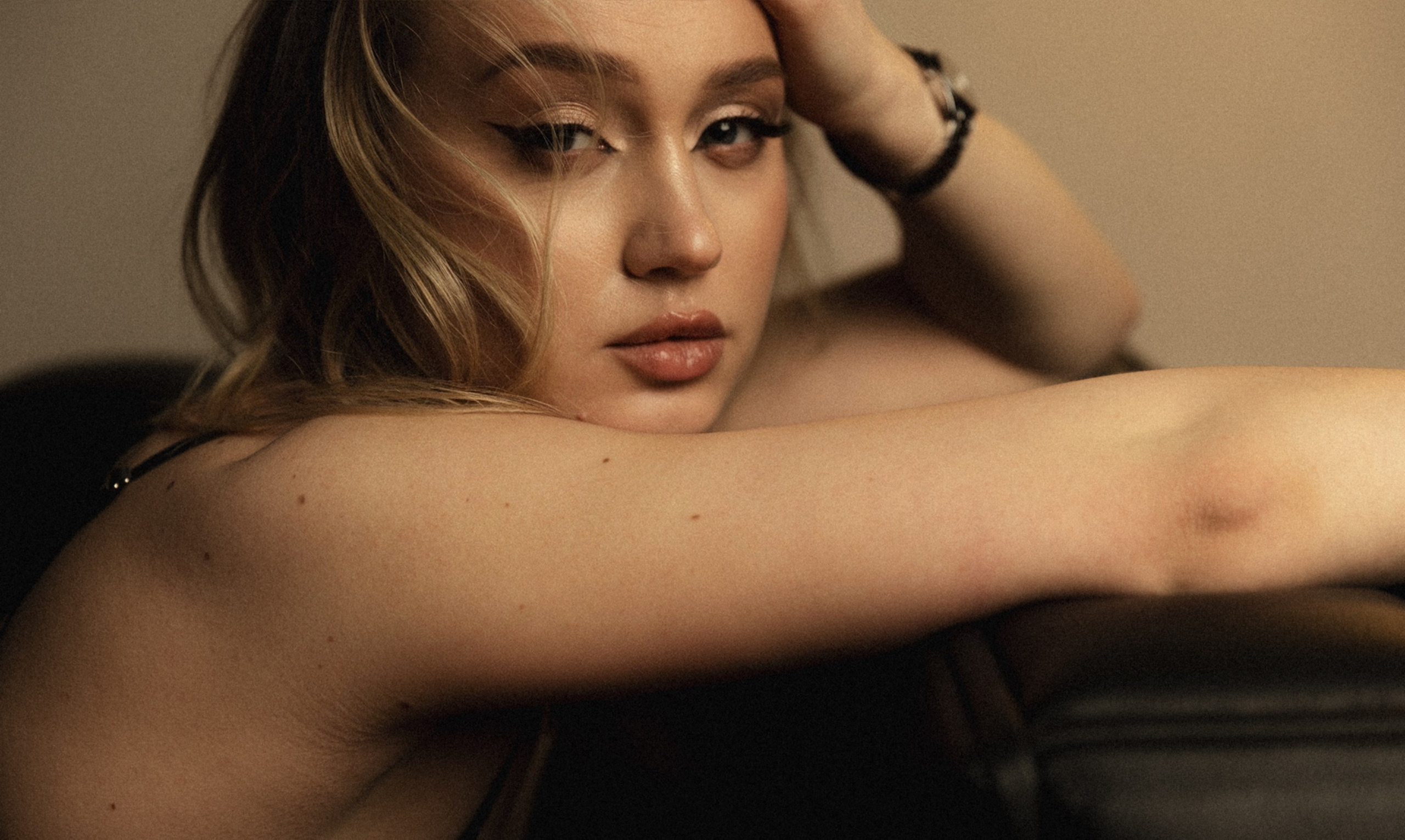 STUDIO. Женский фотограф