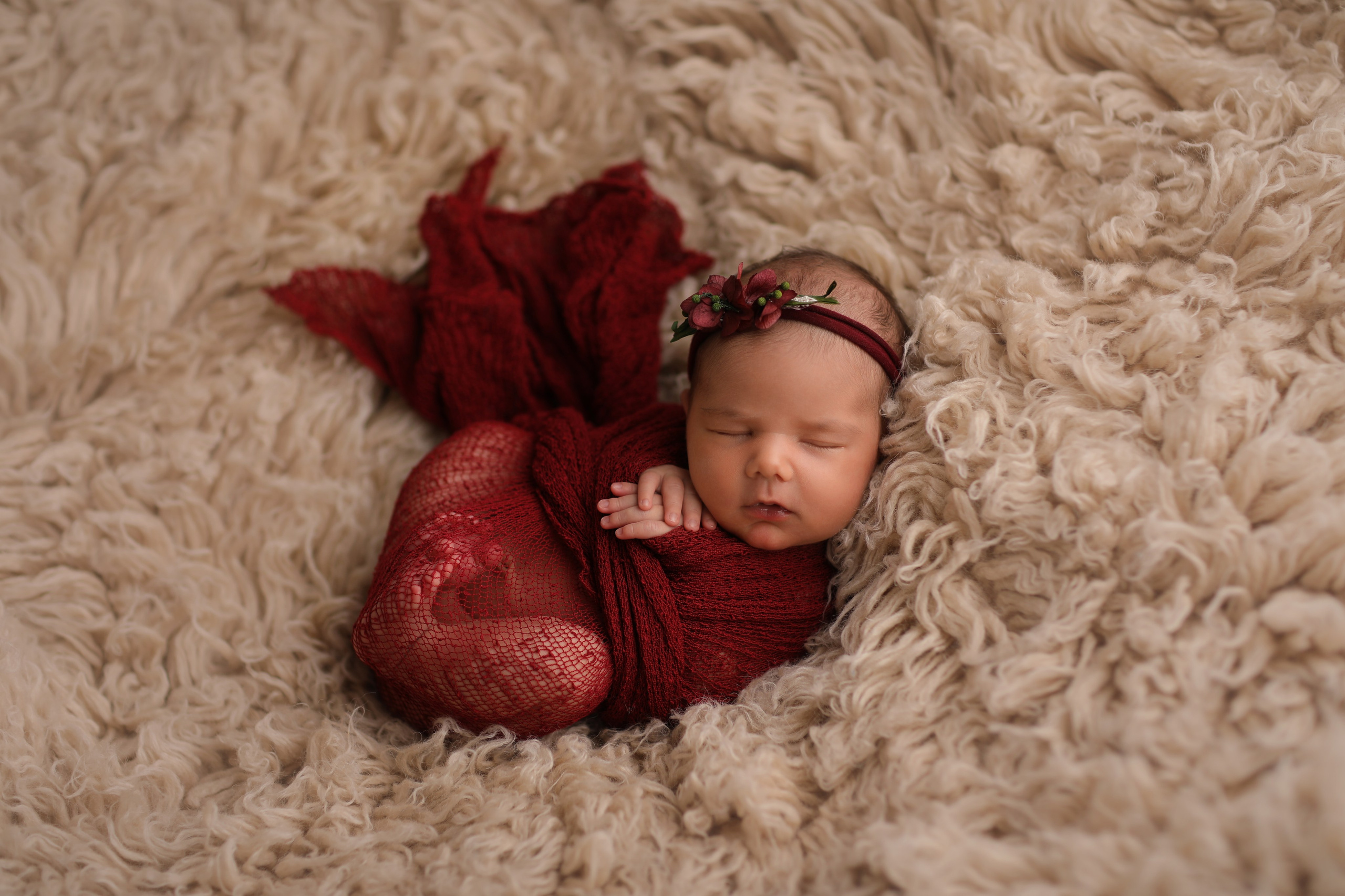 PH @anna_molodykh_newborn.almaty. Retoucher Aleksmokh