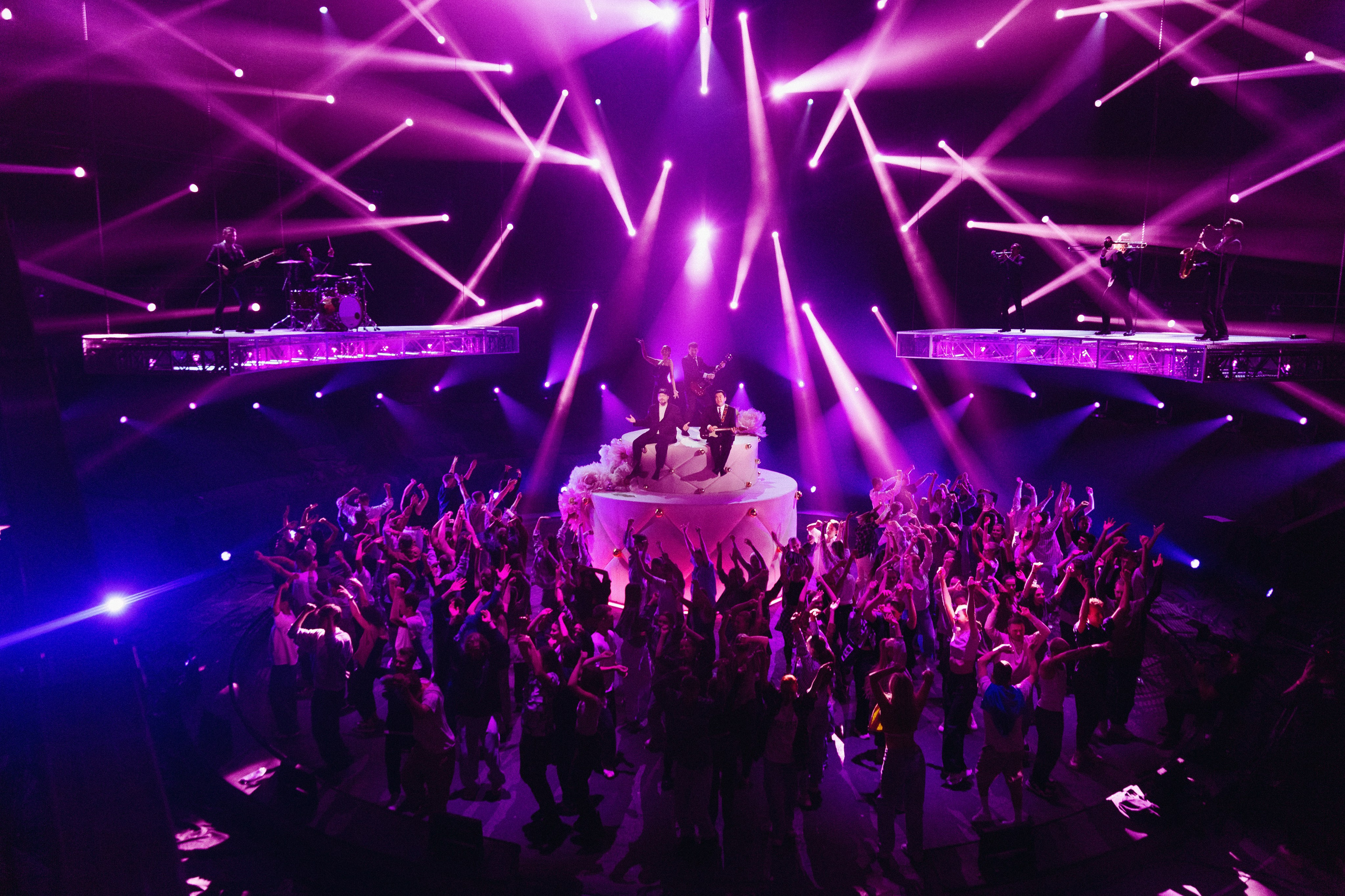 Трибьют песен Игоря Крутого. Олег Левин — профессиональный концертный и бэкстейдж фотограф в Москве