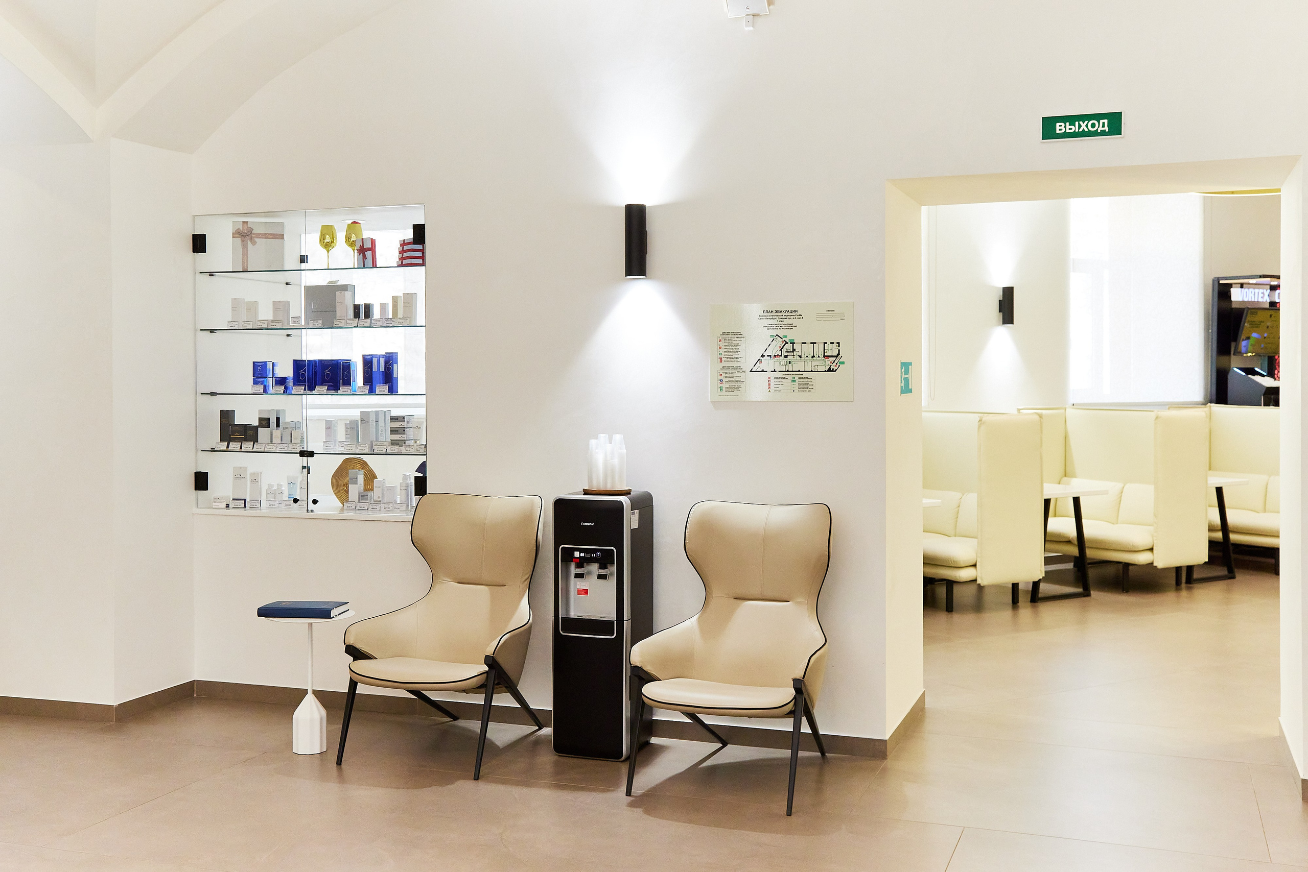 Кабинет пластического хирурга Екимова С. Фотограф Анастасия Леонтьева Санкт-Петербург