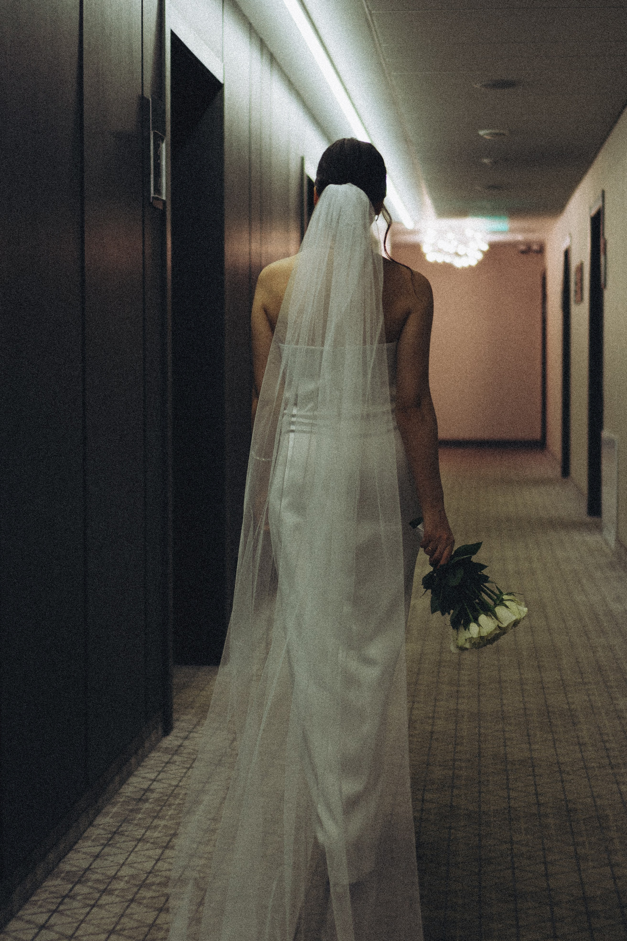 СВАДЕБНАЯ СЬЕМКА СБОРОВ ЖЕНИХА И НЕВЕСТЫ В ОТЕЛЕ И ТАКЖЕ ФОТОСЕССИИЯ В ОТЕЛЕЕ МЕГАПОЛИС БРЯНСК. Профессиональный фотограф, Санкт-Петербург — Виктория Богомолова