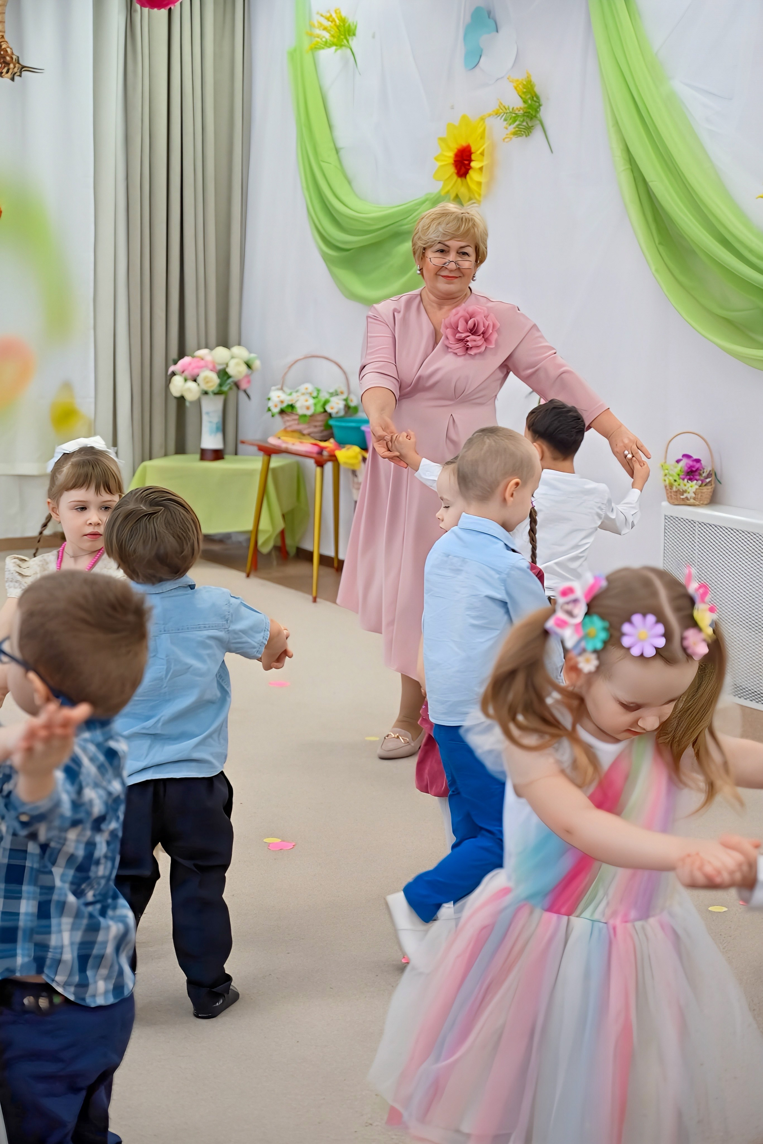 Праздник в группе «Дружная семейка». Семейный и детский фотограф Москва