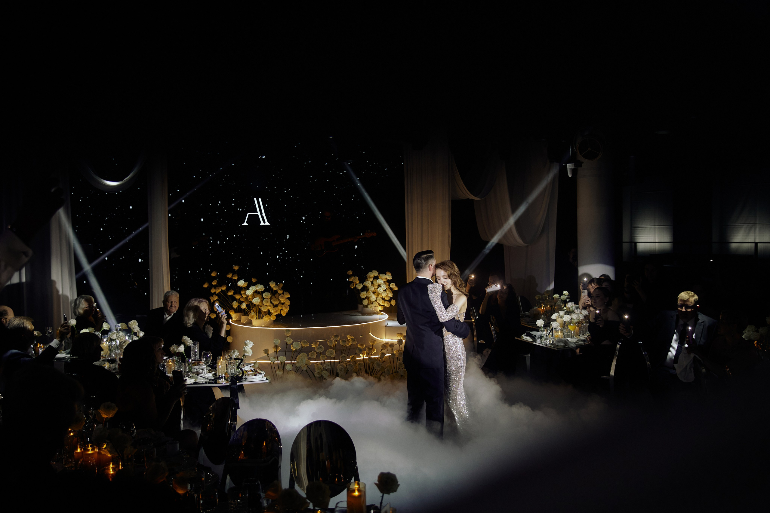 A MIRROR IS ONLY A HEART. Дмитрий Мазуркевич: Профессиональный Репортажный Фотограф