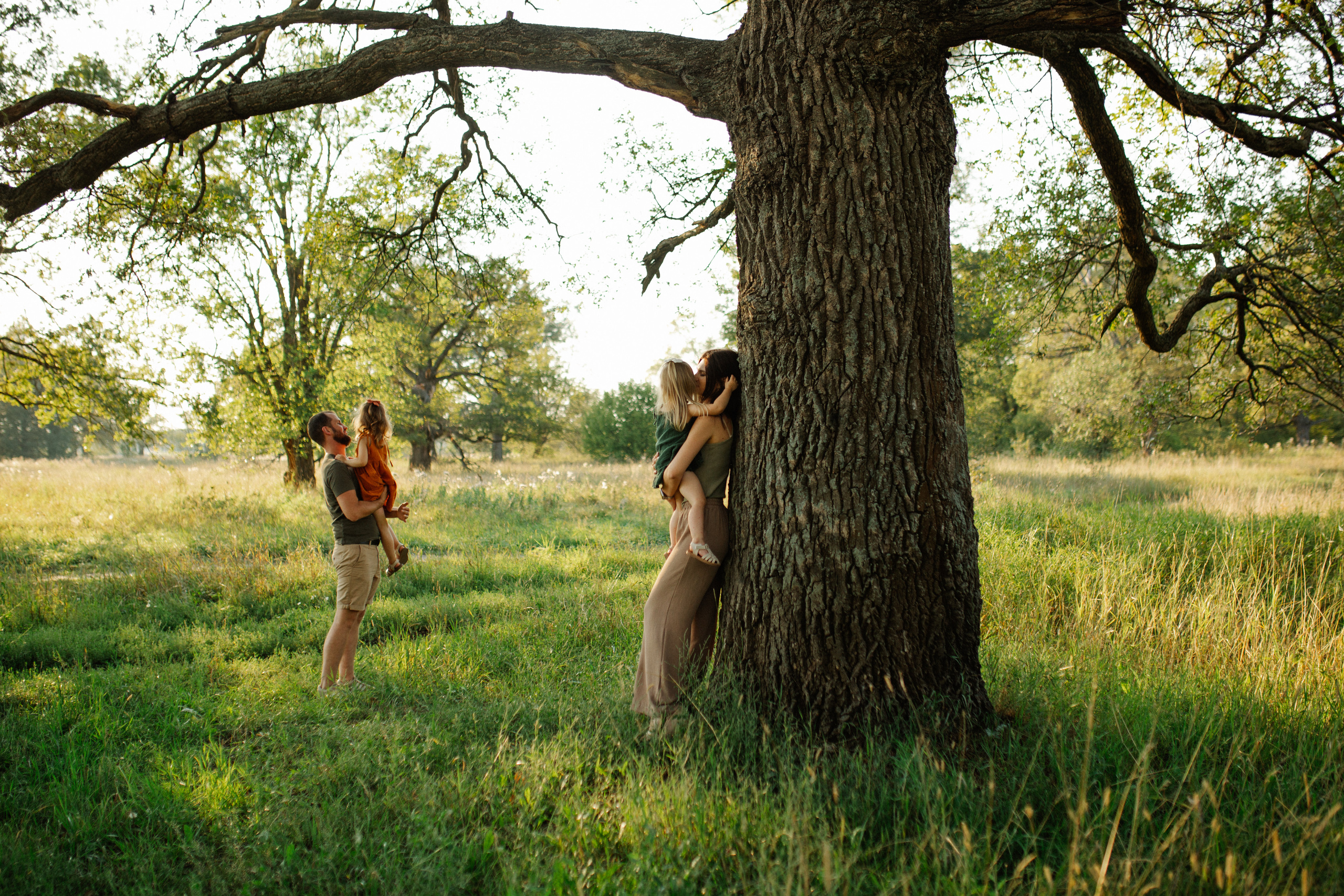 Прогулка в дубах. Семейный и детский фотограф в Рязани Екатерина Воронцова