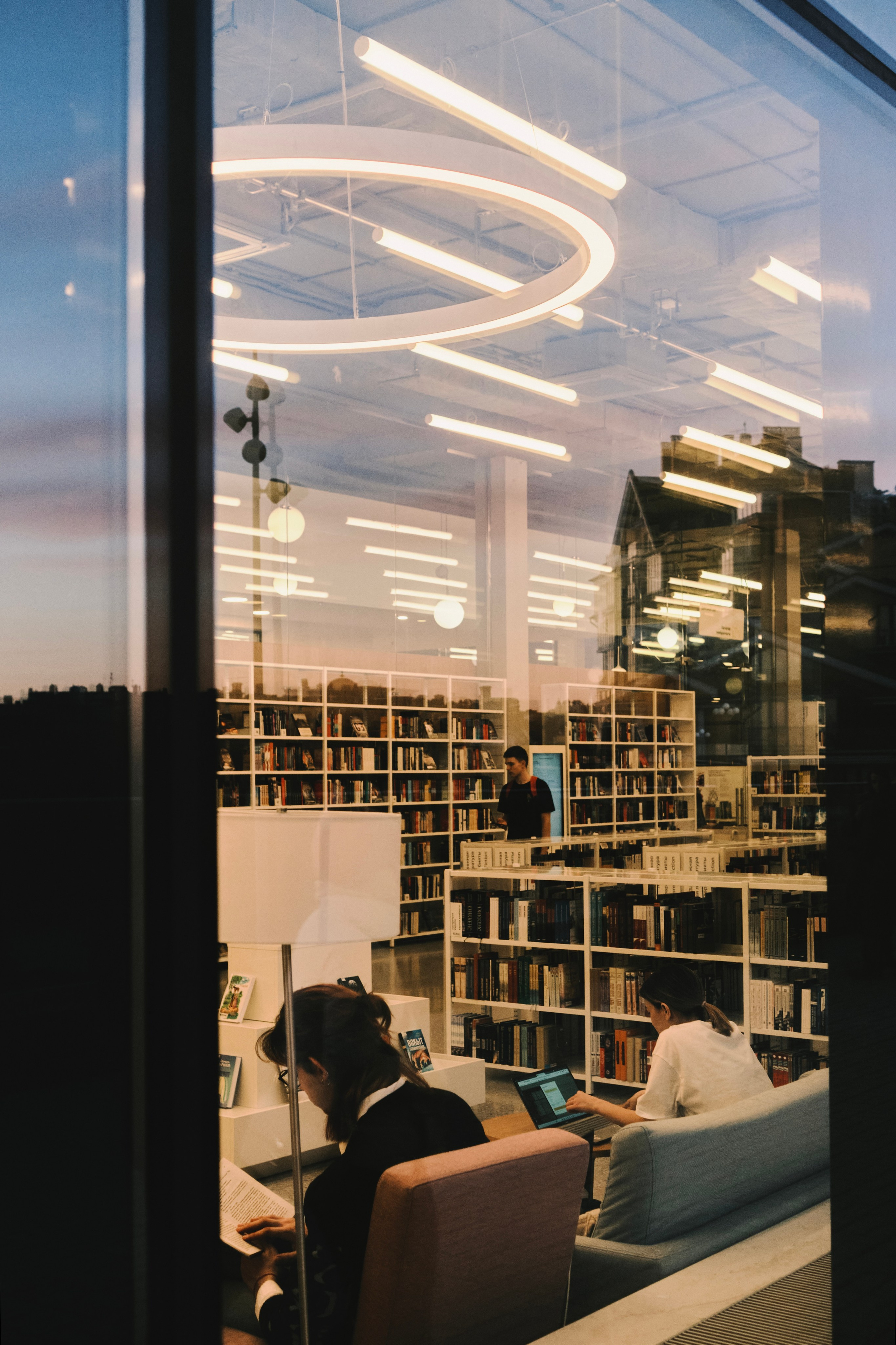 Уличная фотография из Казани. Фотограф-любитель из Кирова Андрей Погребняк