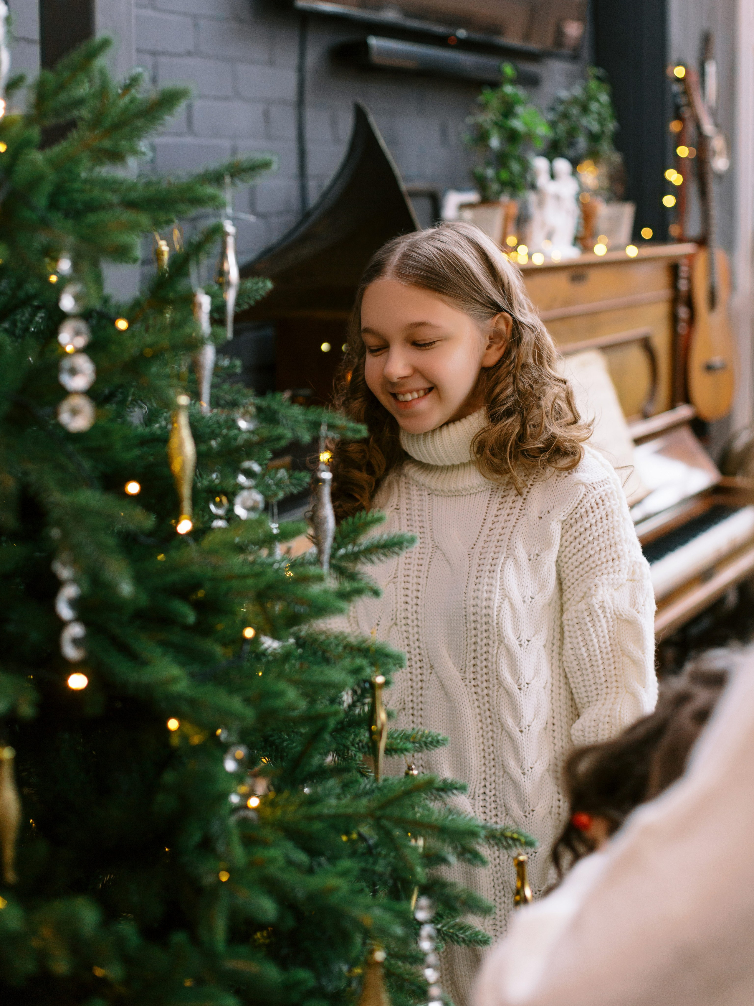 Новогодняя фотосессия в студии в Ростове для Юлии, Эли и Софии