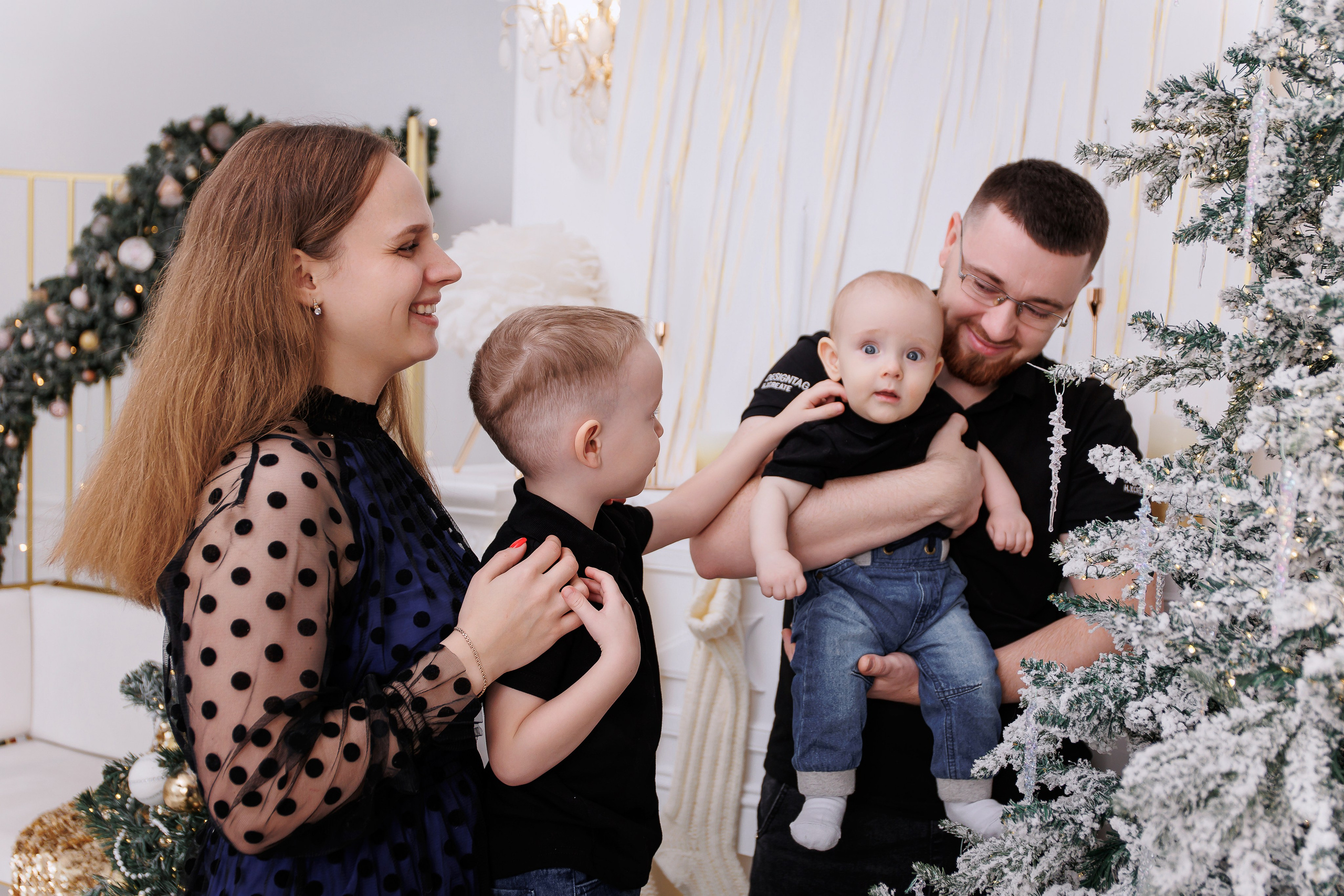 Новый год (Декабрь 2023). Свадебный фотограф в Омске Яна Савина