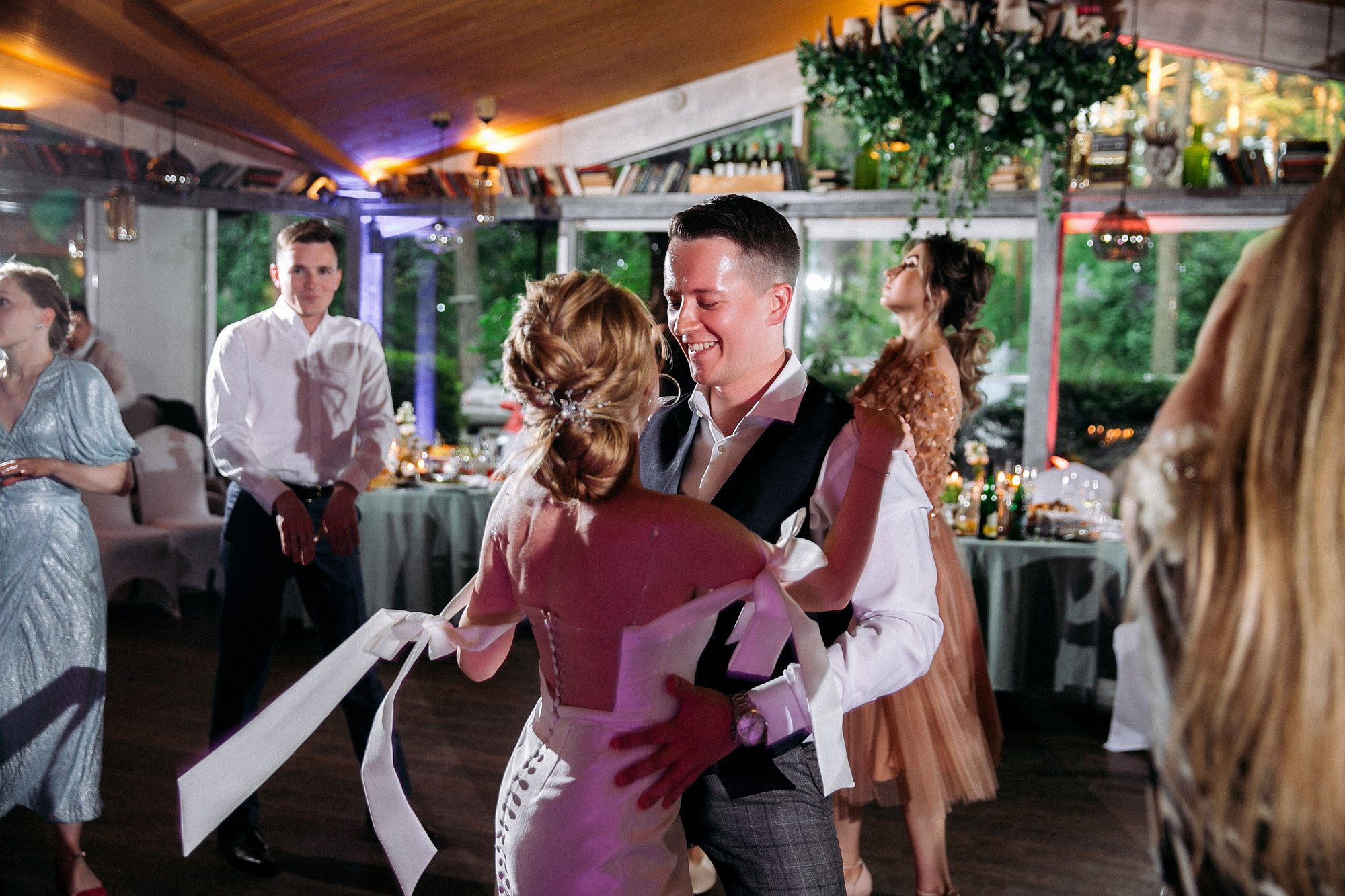 Антон + Арина. Свадебный фотограф в Смоленске Витя Лысенков