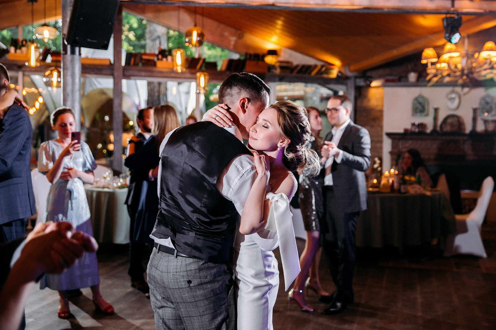 Антон + Арина. Свадебный фотограф в Смоленске Витя Лысенков