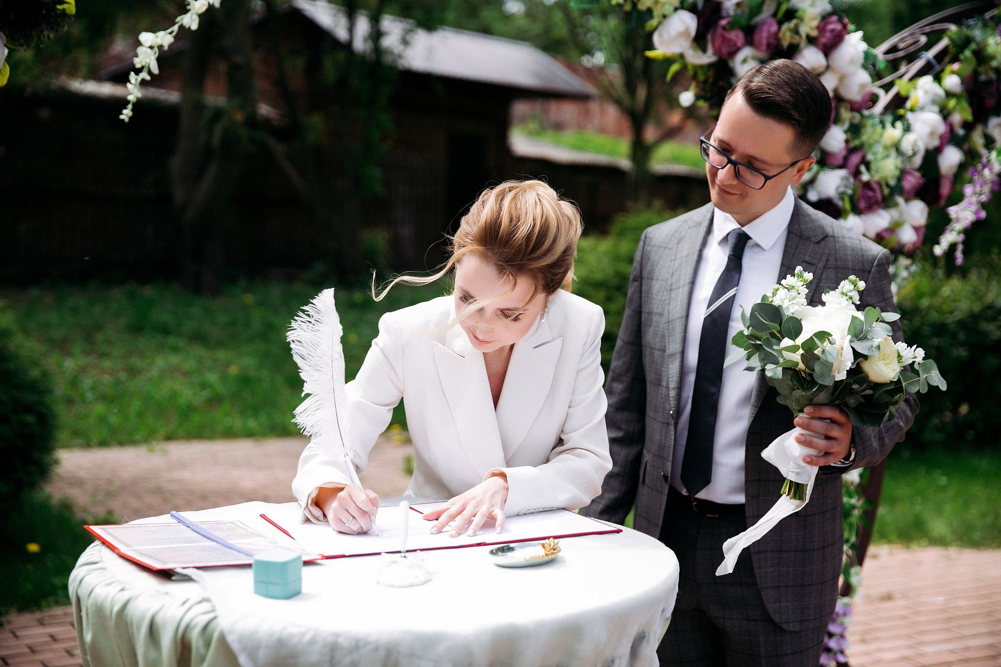 Антон + Арина. Свадебный фотограф в Смоленске Витя Лысенков