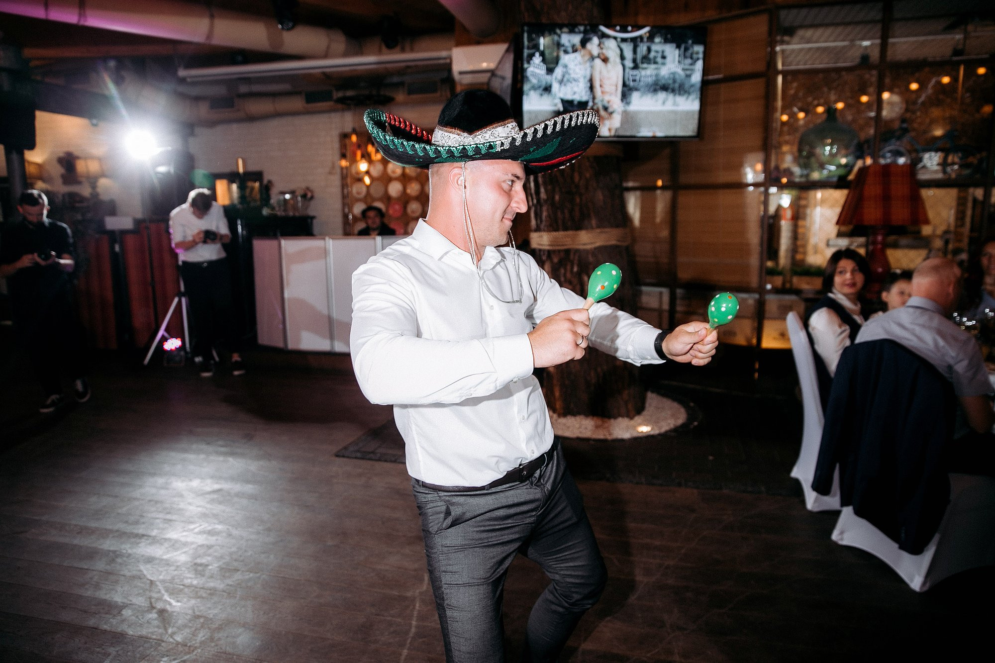 Свадебные фотографии Смоленск. Свадебный фотограф в Смоленске Витя Лысенков