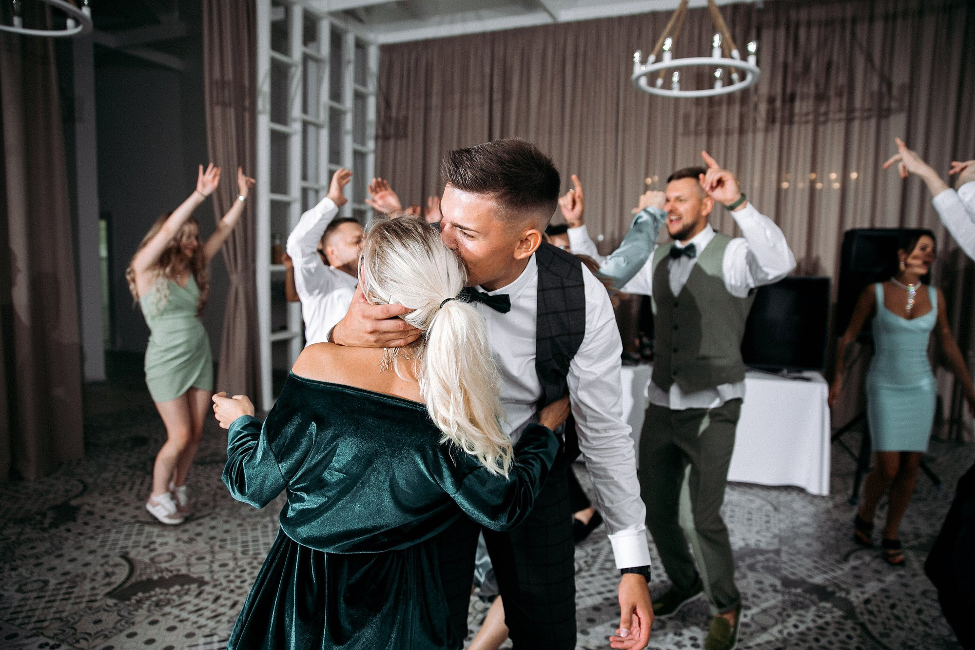 Свадебные фотографии Смоленск. Свадебный фотограф в Смоленске Витя Лысенков