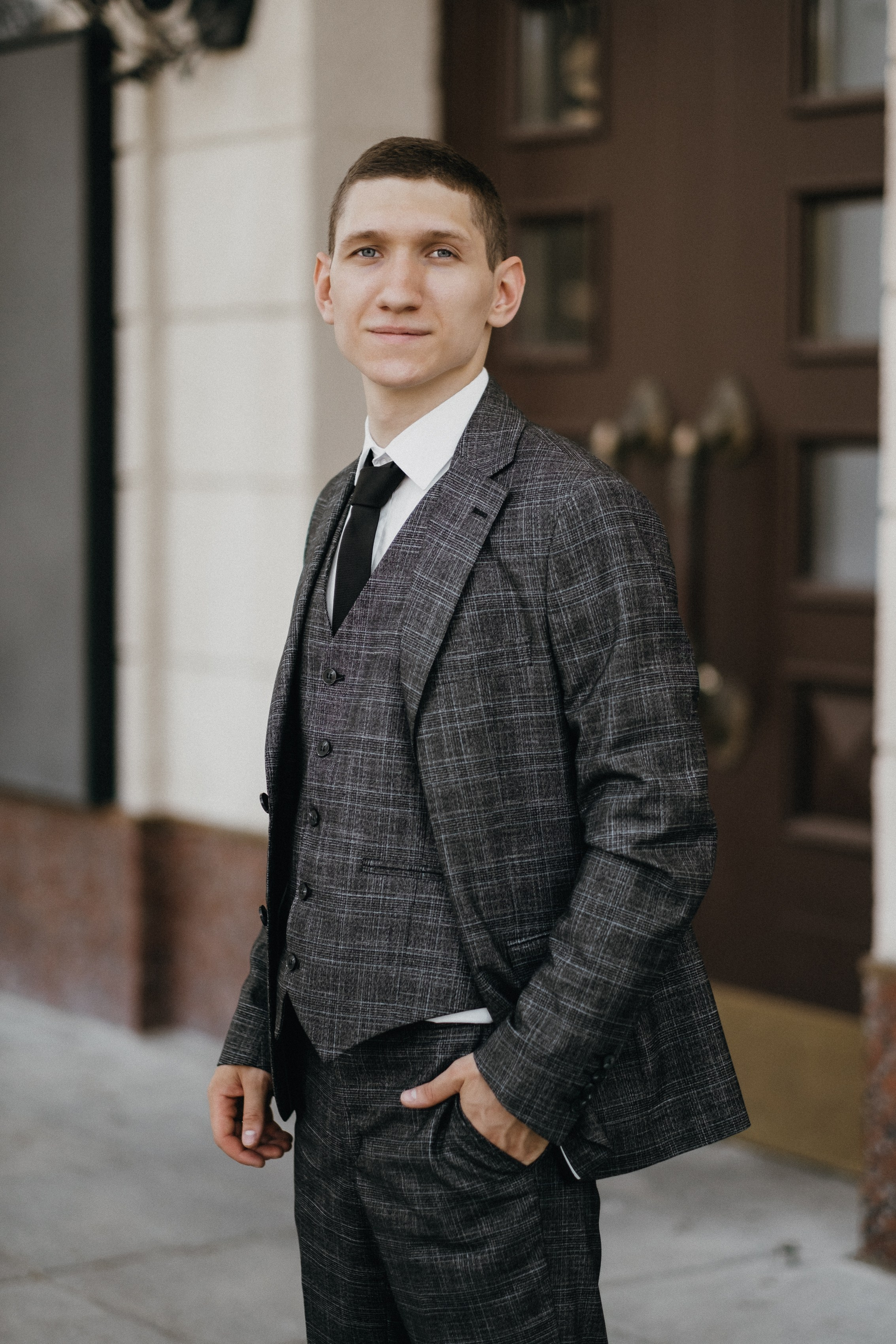 Свадебная съемка с машиной Волгоград. Свадебный и семейный фотограф в Волгограде Кристина Иванова