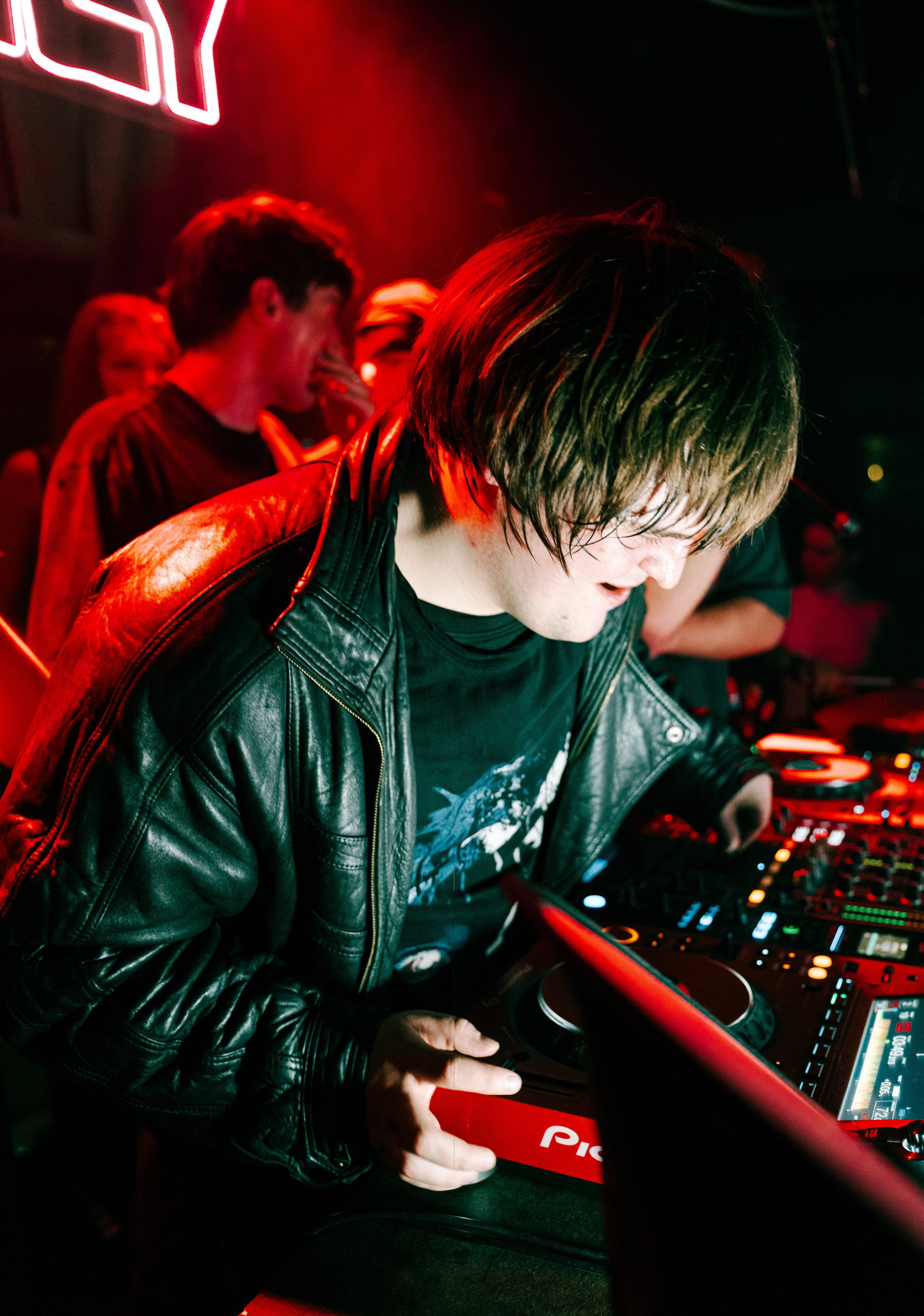 Only Birthday Party & 2HUG + Secret Guest / @Небесный сад. Концертный фотограф в Краснодаре